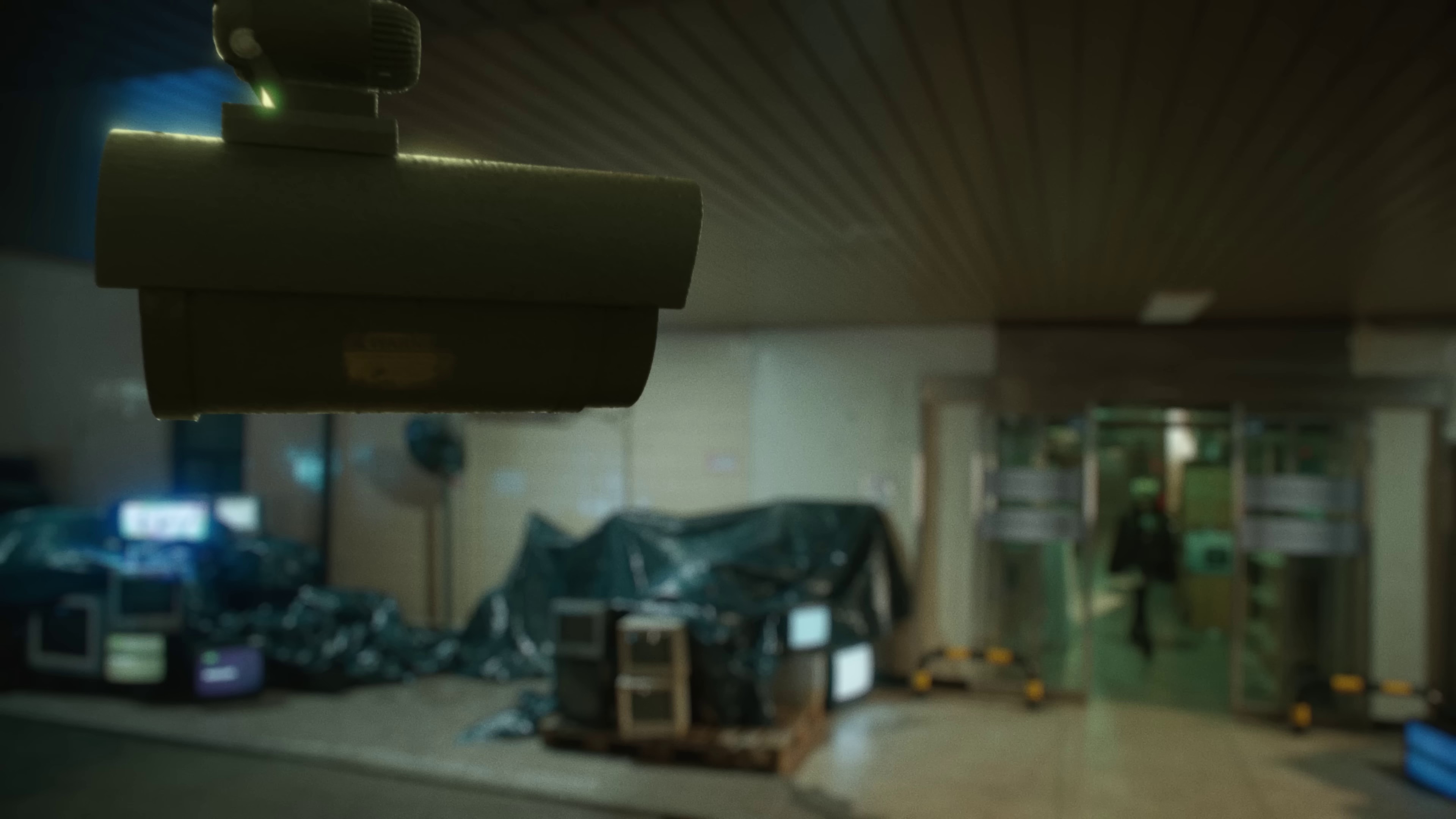 EENIE MEENIE (2024) —  shot,  lighting