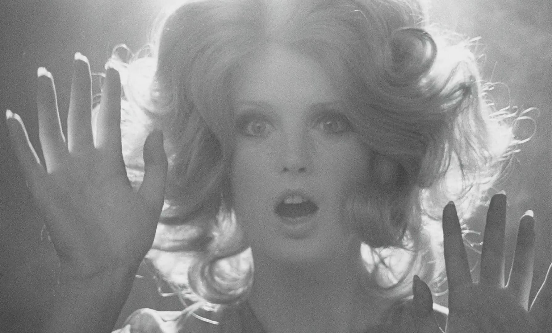 Who Are You, Polly Maggoo? (1966) —  shot,  lighting