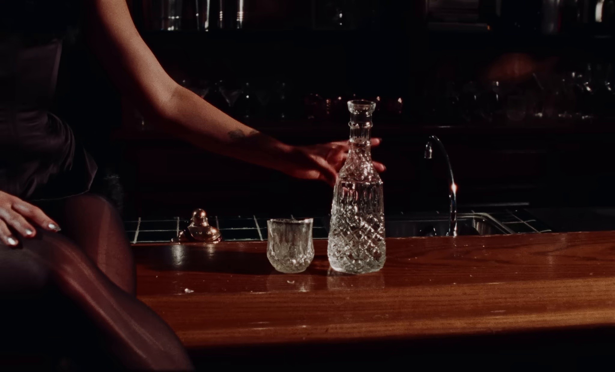 Rearview  (2025) —  shot,  lighting