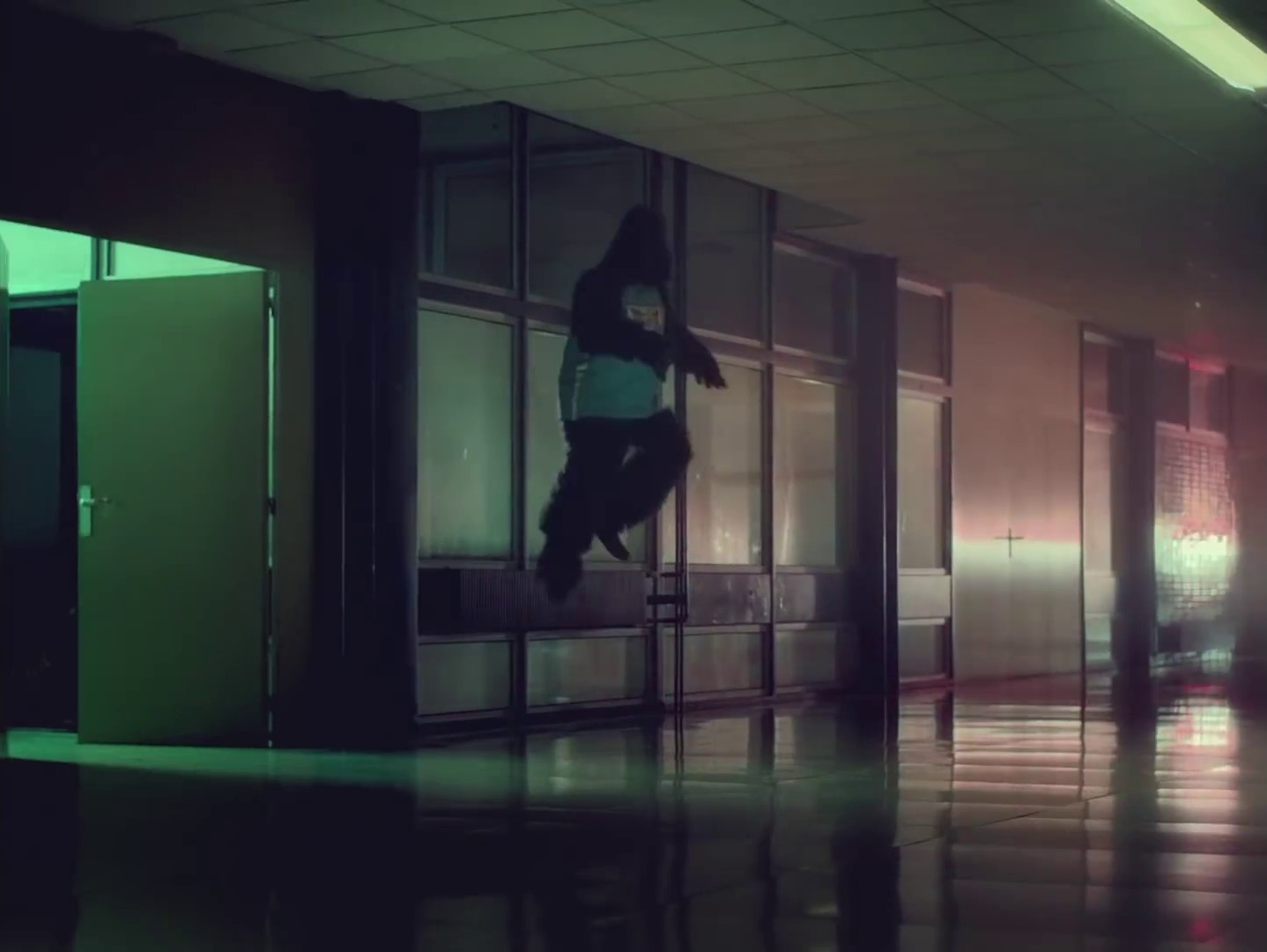 The Less I Know The Better (2015) —  shot,  lighting