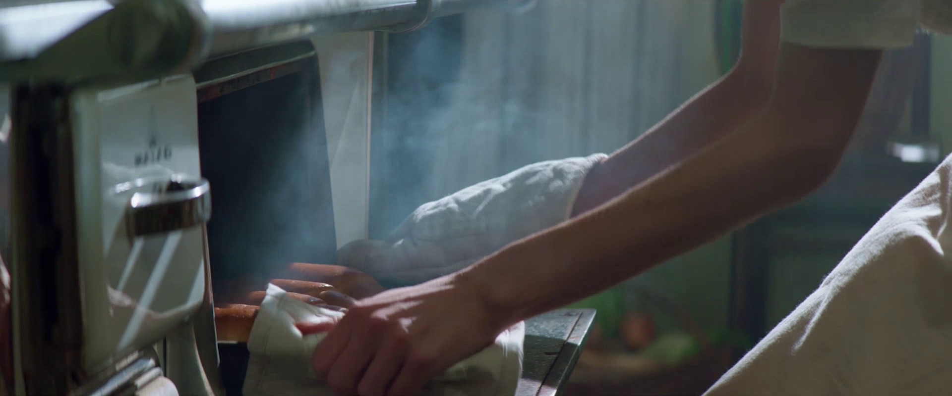 Hutsul Girl Ksenia (2019) —  shot,  lighting