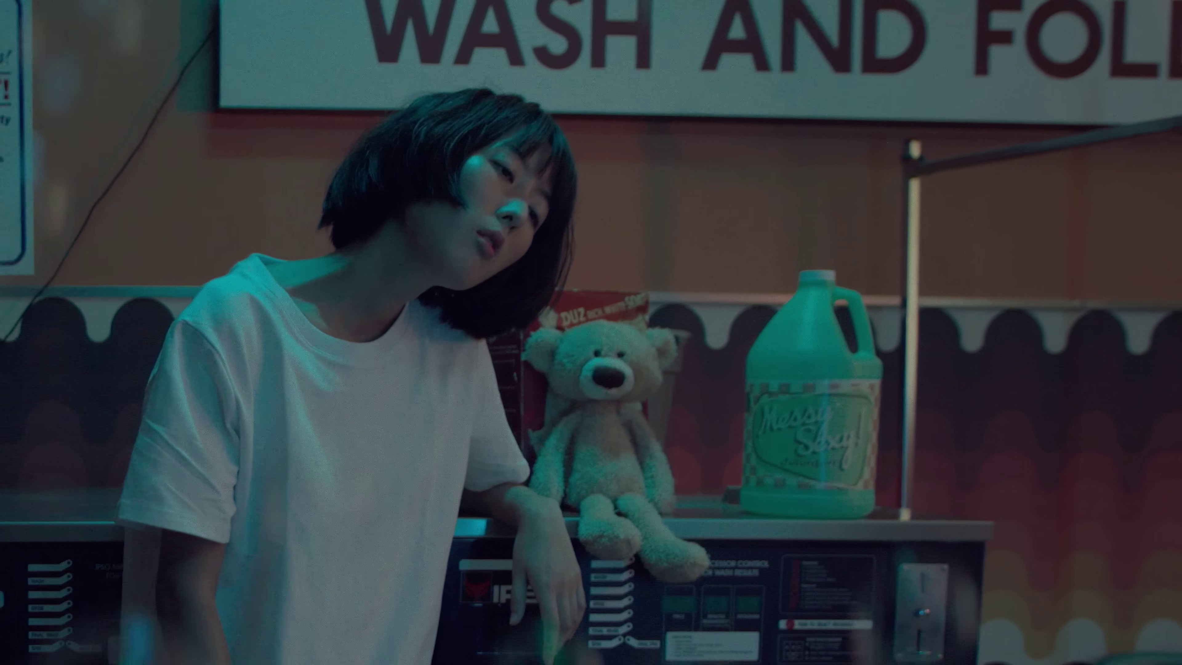 Super Happy (2022) —  shot,  lighting