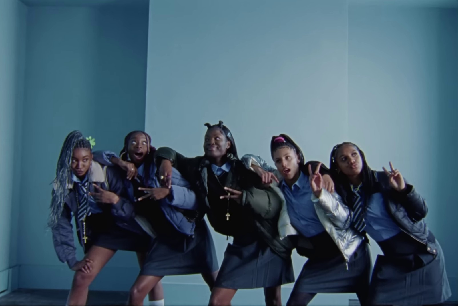  Pick Your Tears Up (2023) —  shot,  lighting