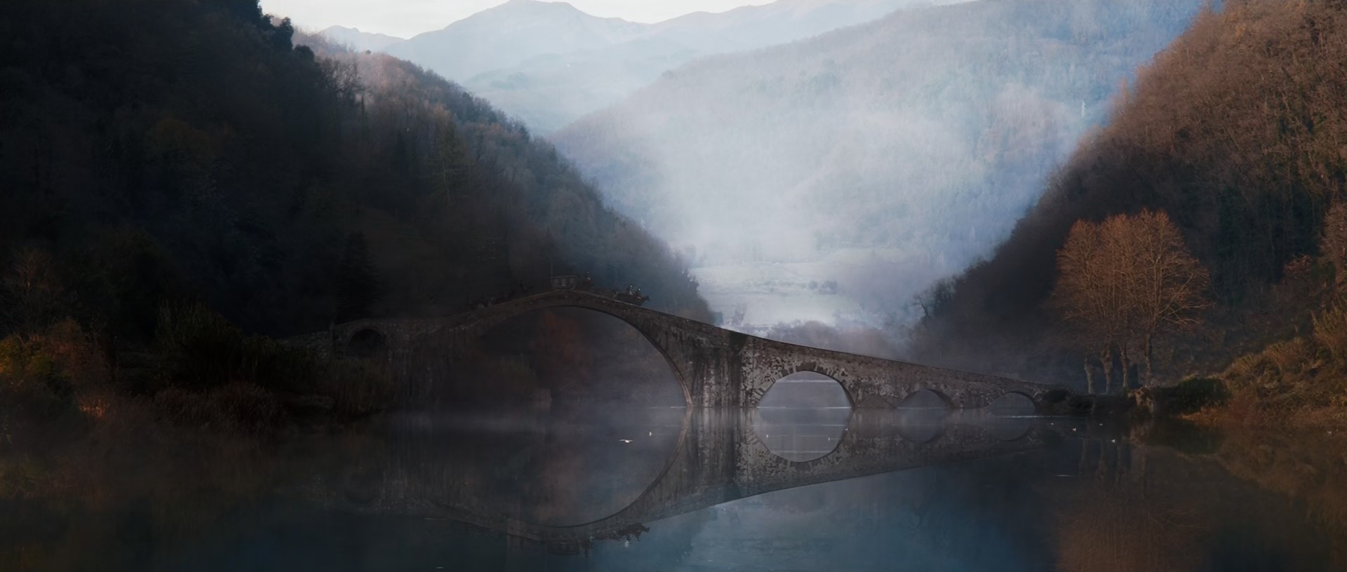 Tale of Tales (2015) —  shot,  lighting