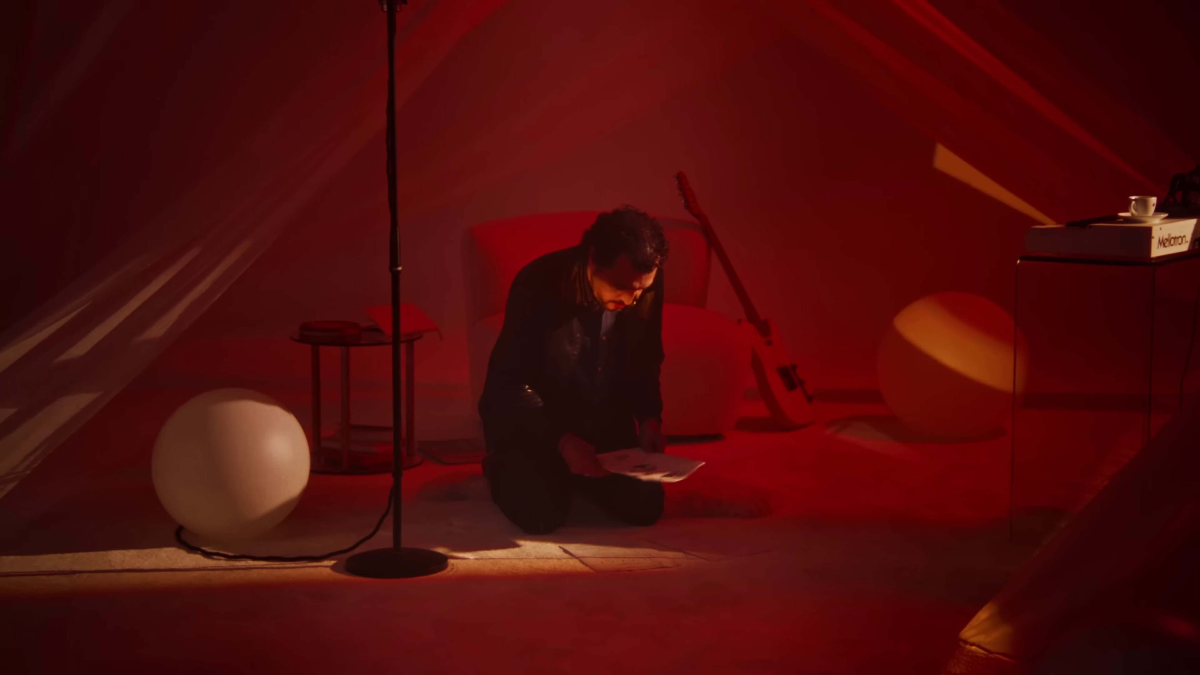 You are everywhere (2023) —  shot,  lighting