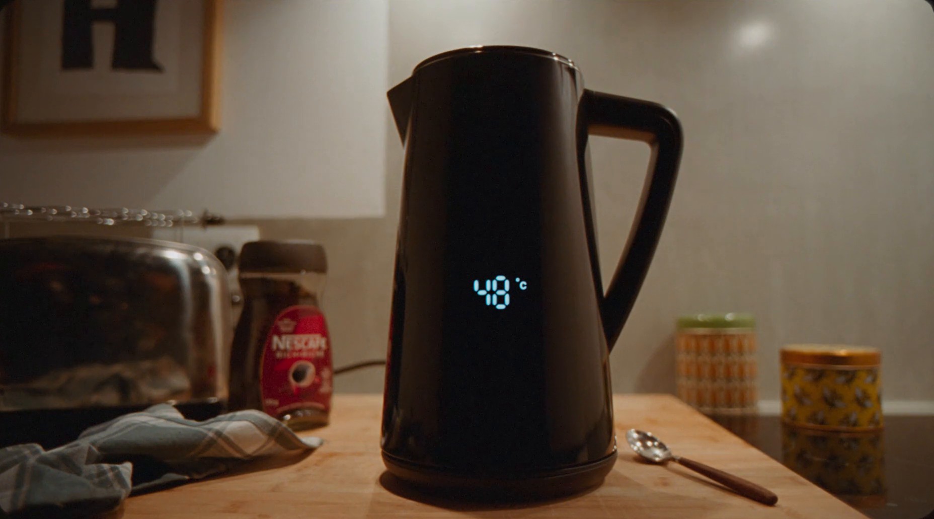 NESCAFÉ 80 DEGREES (2024) —  shot,  lighting