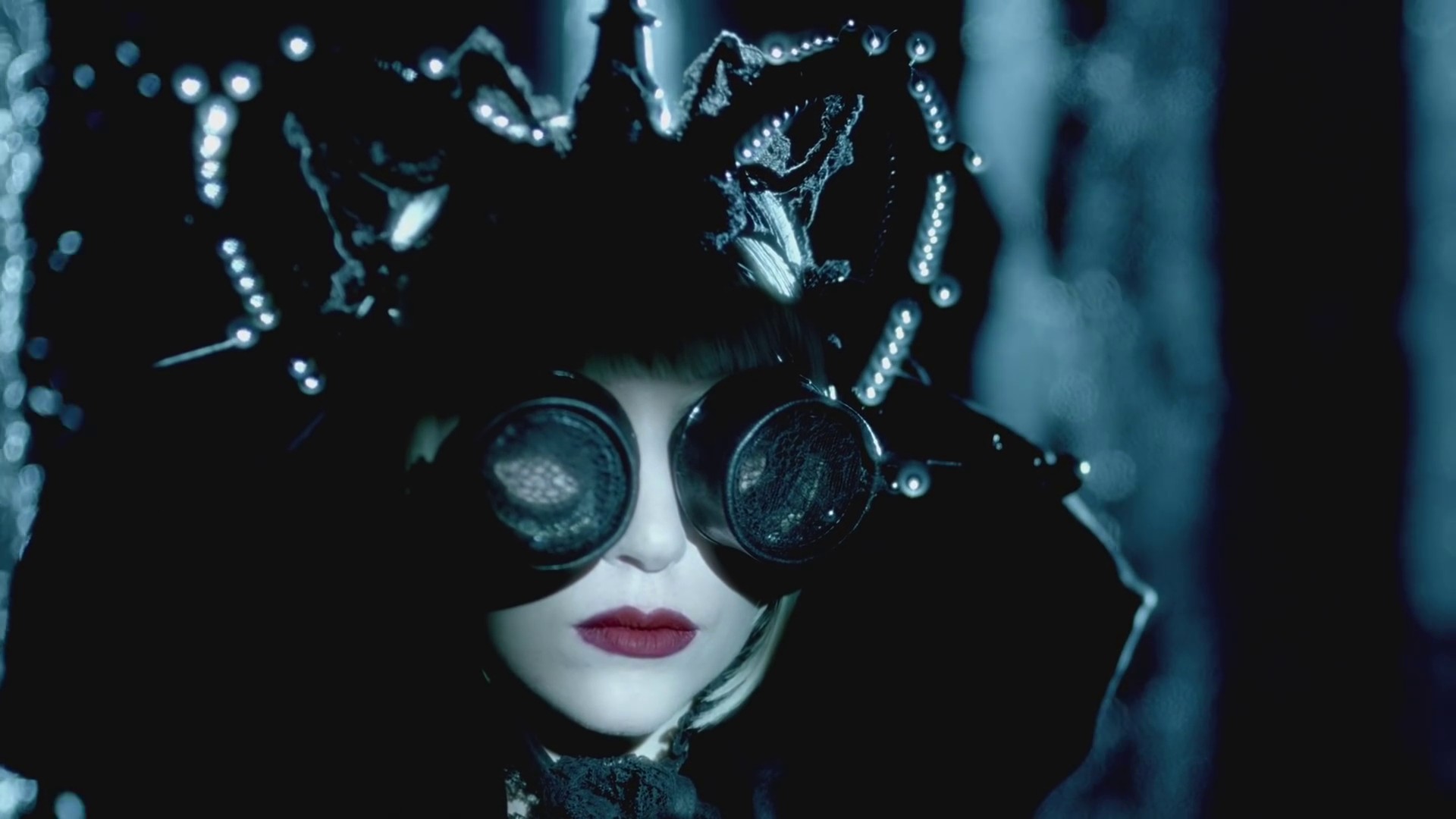 Alejandro (2021) —  shot,  lighting