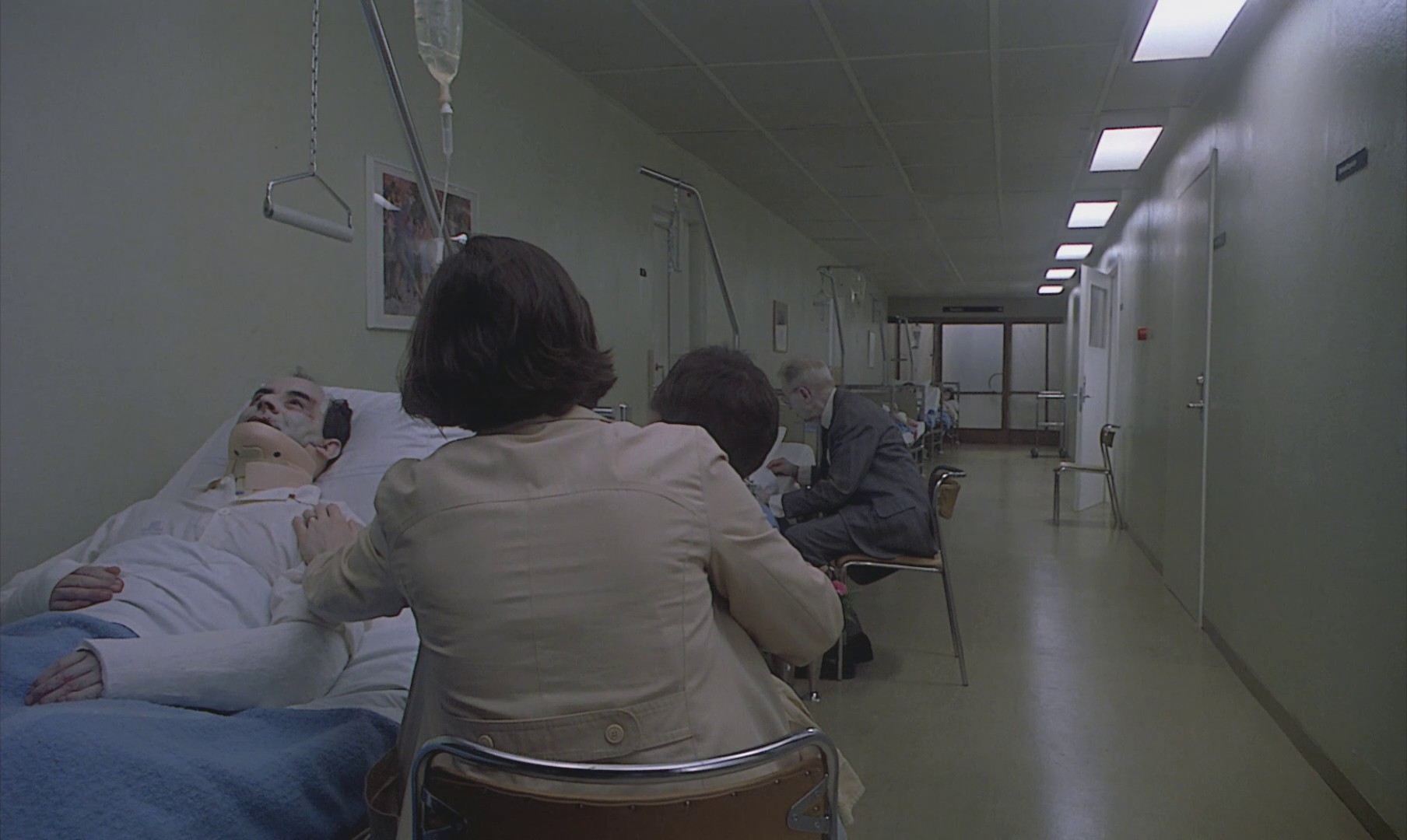 Songs from the Second Floor (2000) —  shot,  lighting