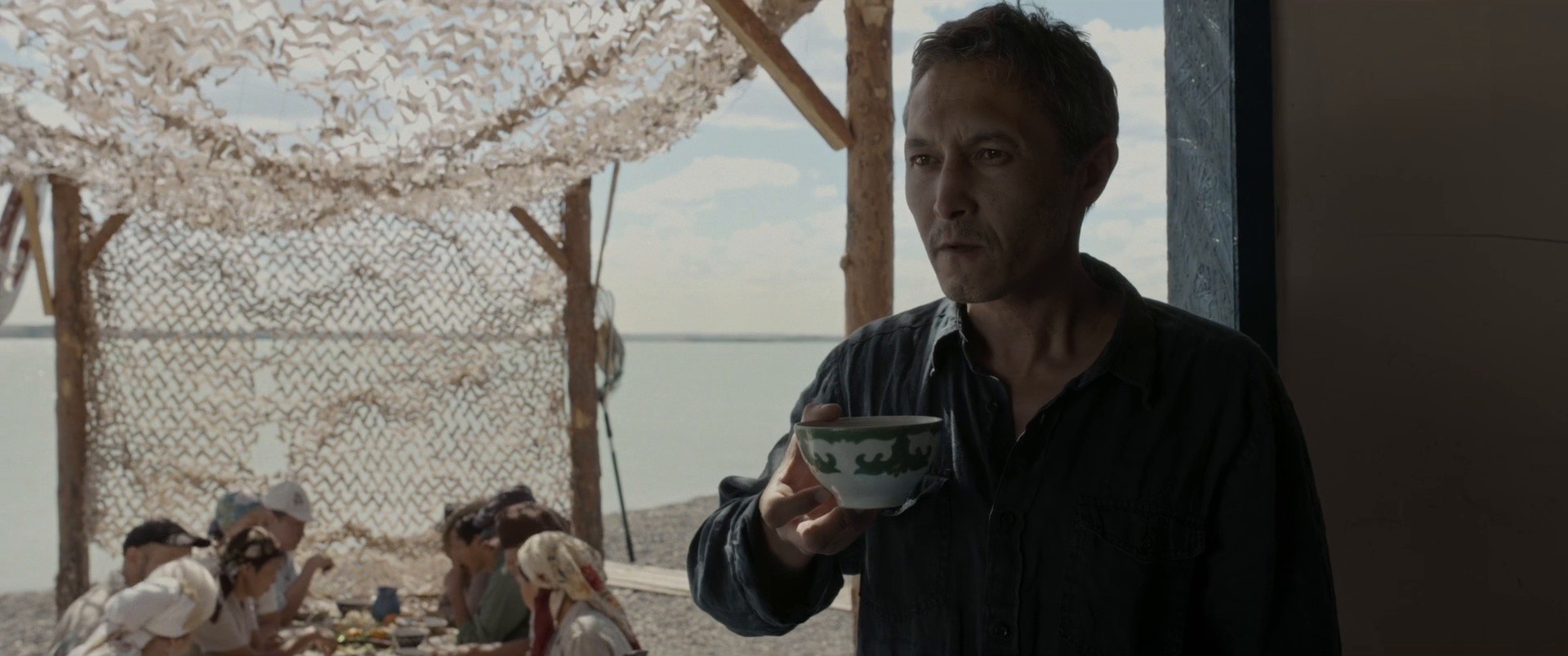 Zere (2022) —  shot,  lighting