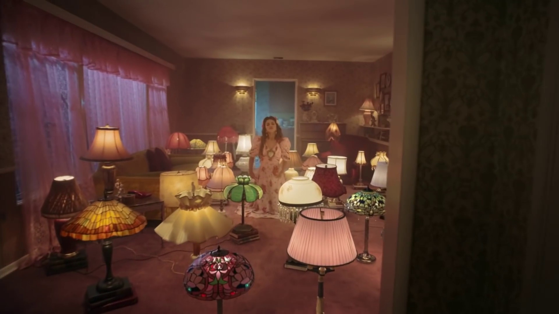 De Una Vez (2021) —  shot,  lighting