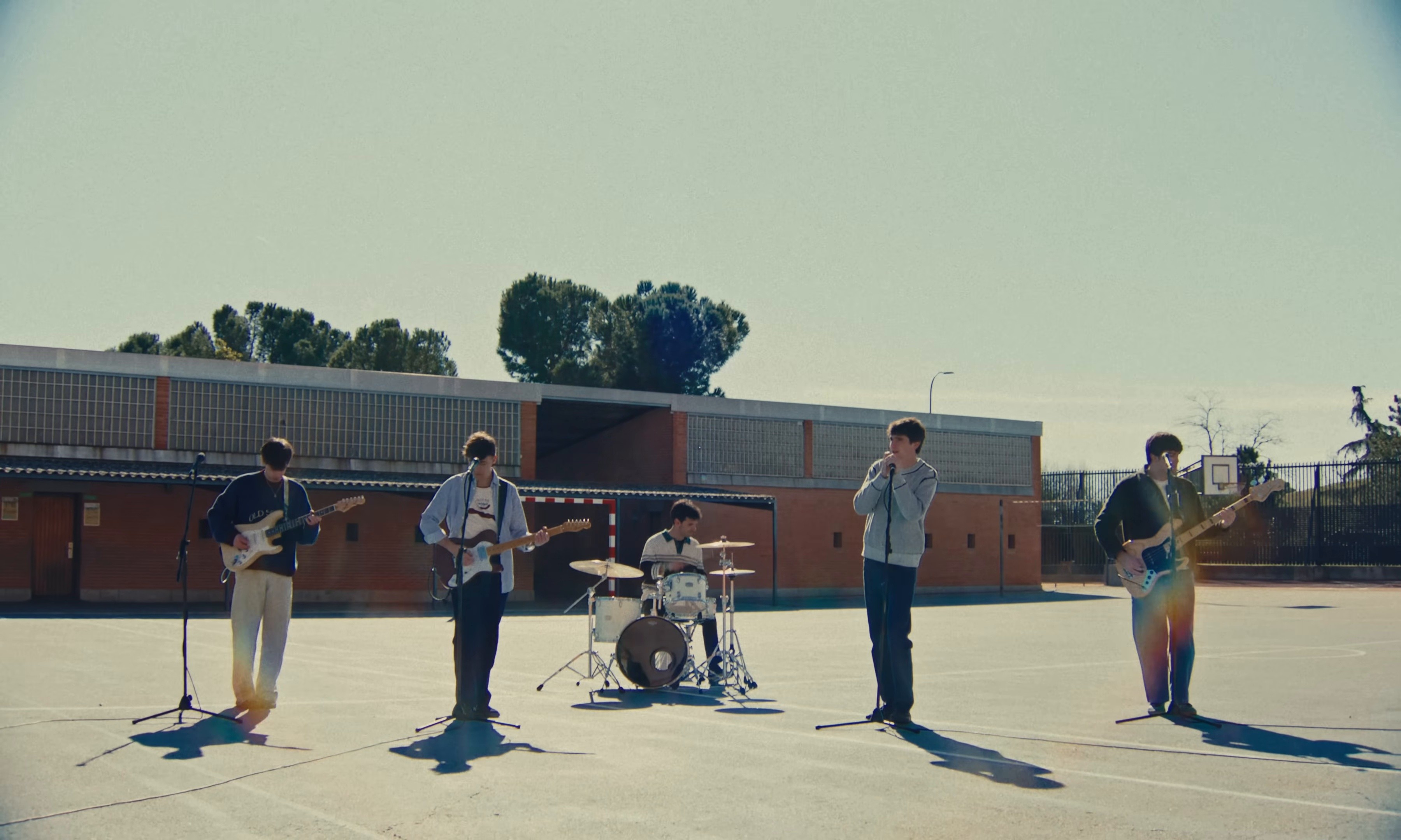 Cuando Éramos Felices Sin Saberlo (2025) —  shot,  lighting