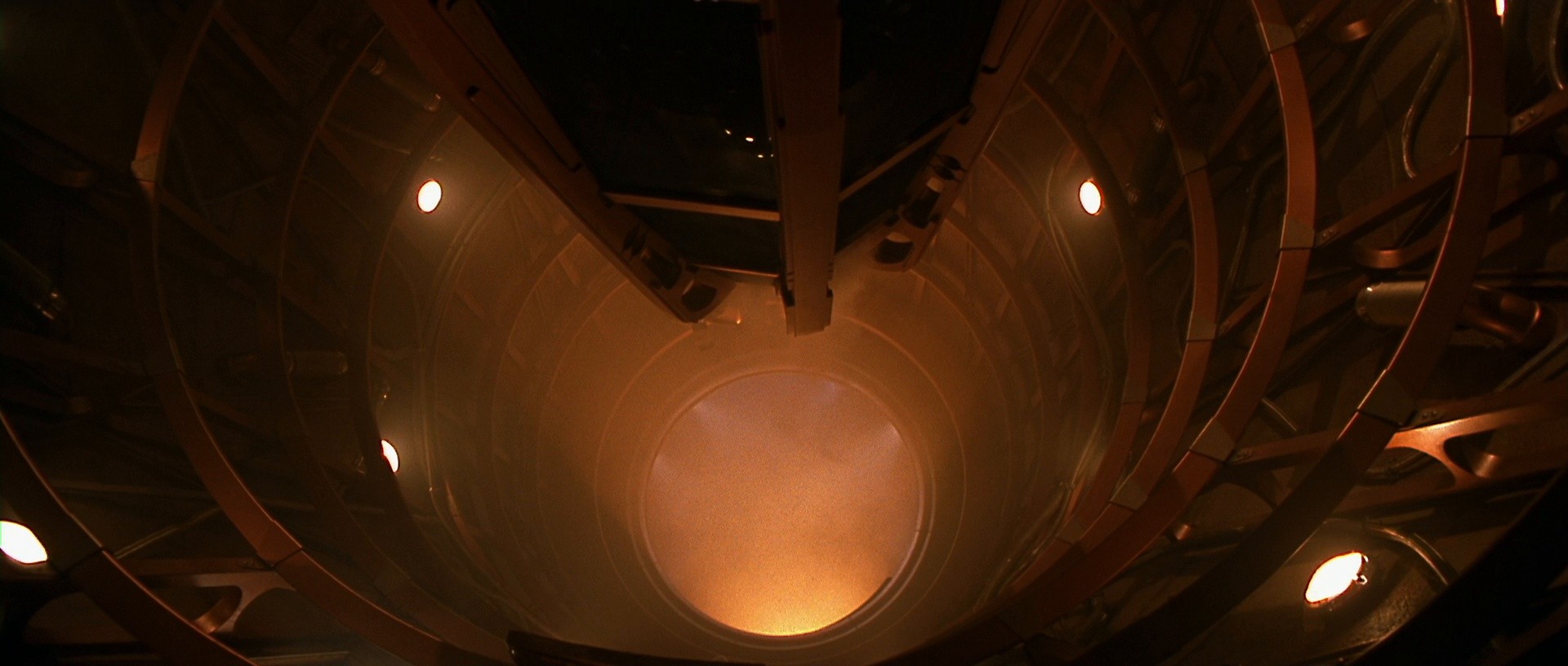 Supernova (2000) —  shot,  lighting