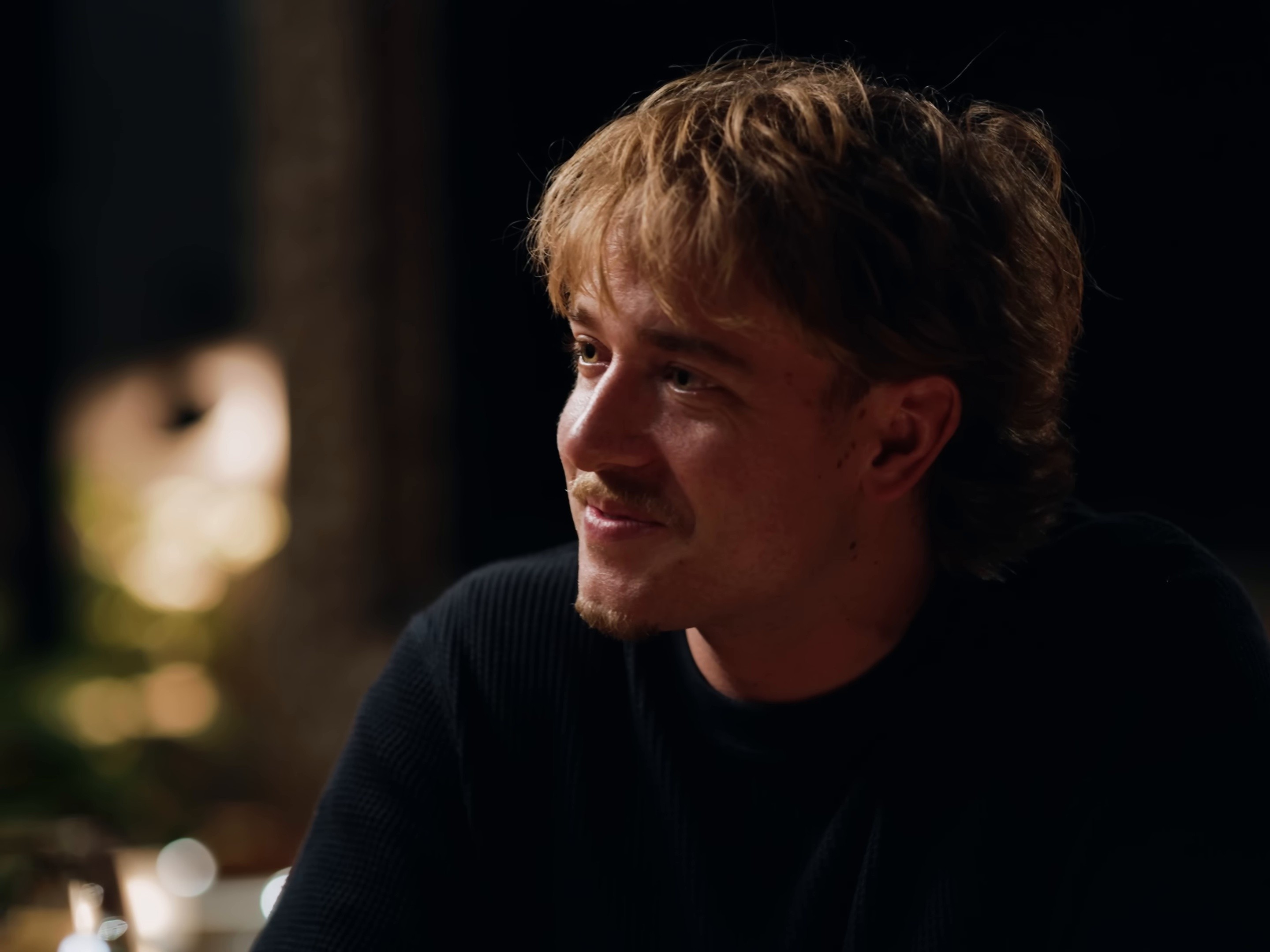 Honnêtement (2025) —  shot,  lighting