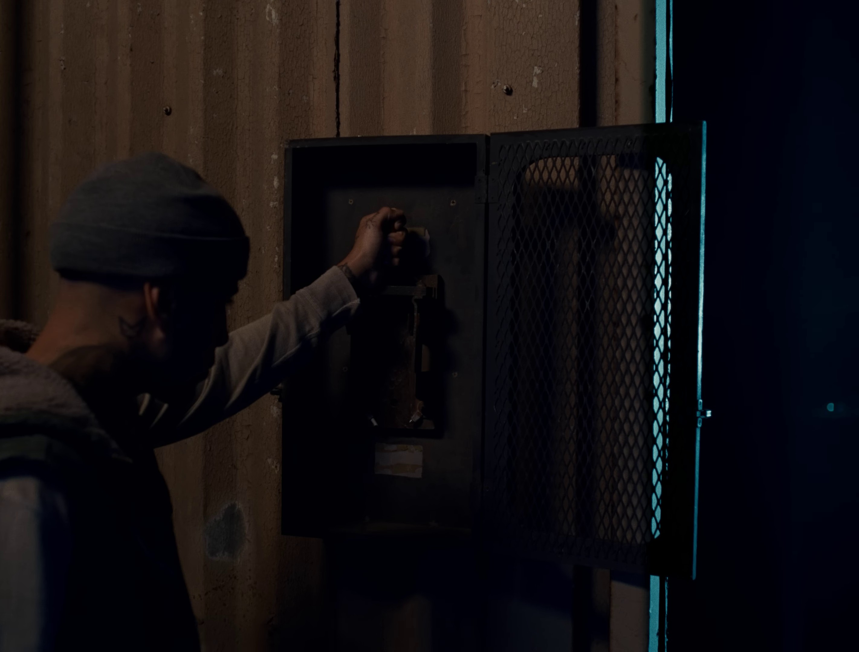 Lejos Del Cielo (2022) —  shot,  lighting