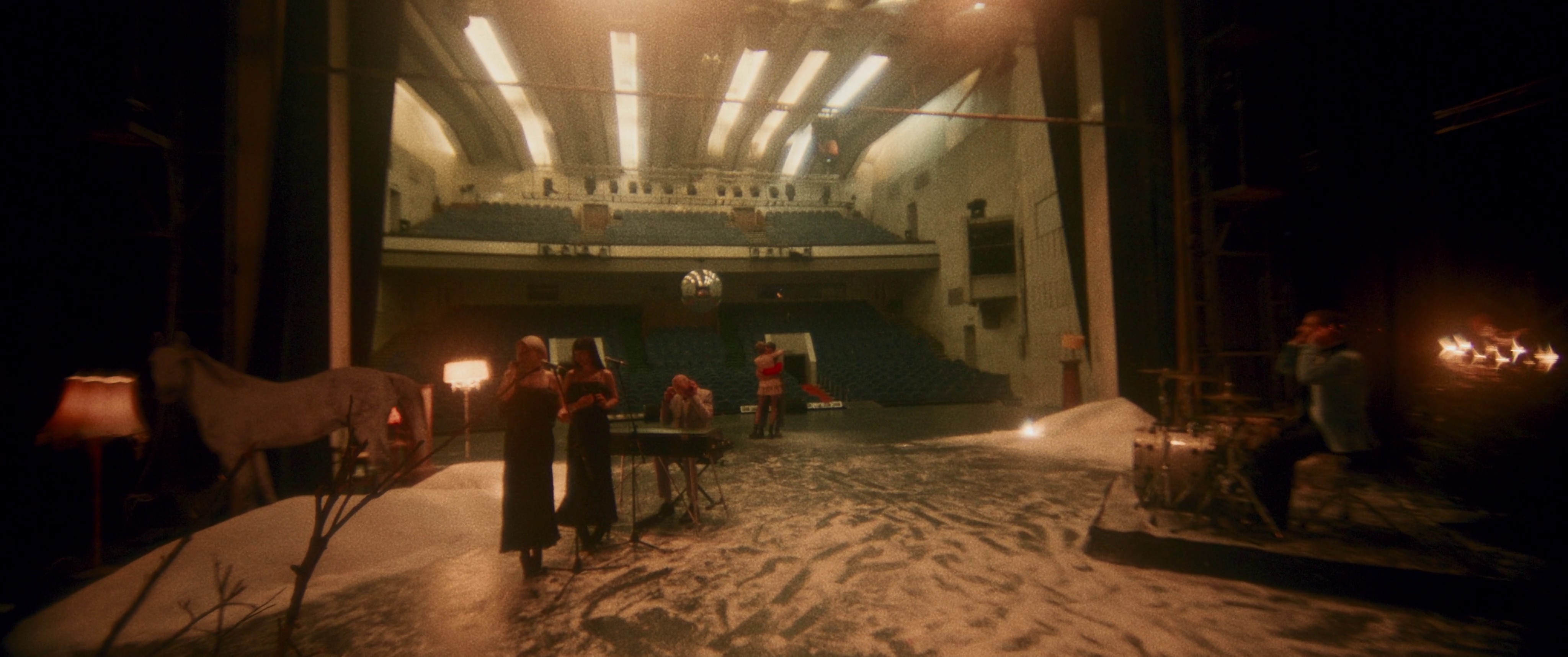 Show me your room (2021) —  shot,  lighting