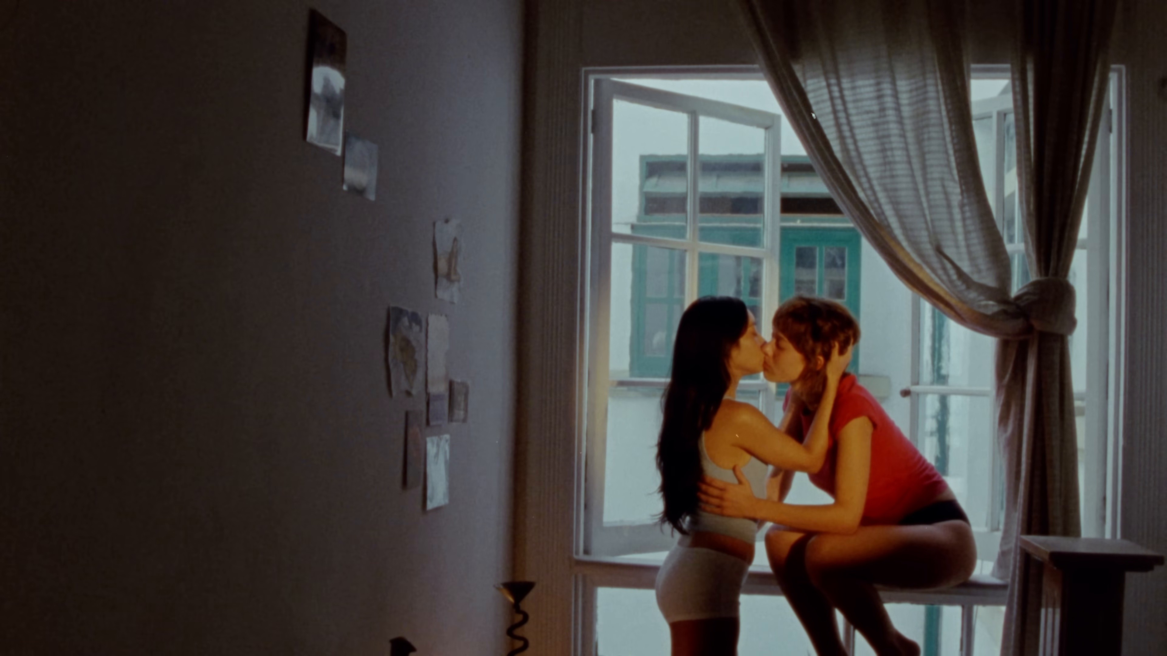 La Nube en el Jardin: nadie va a pensar en ti mejor que yo (2024) —  shot,  lighting