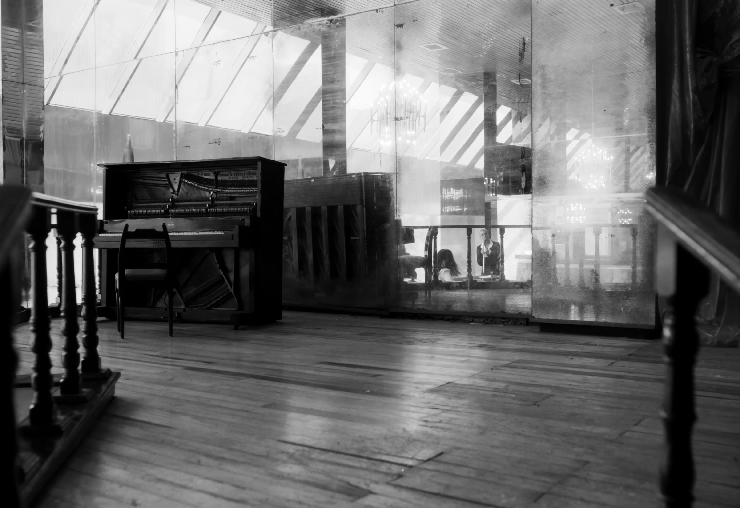 VALENTINE (2023) —  shot,  lighting