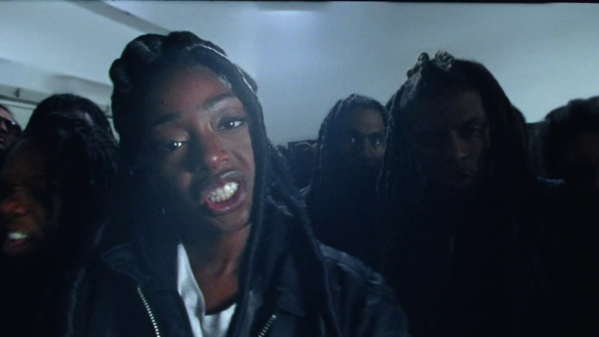 Siliconé (2020) —  shot,  lighting