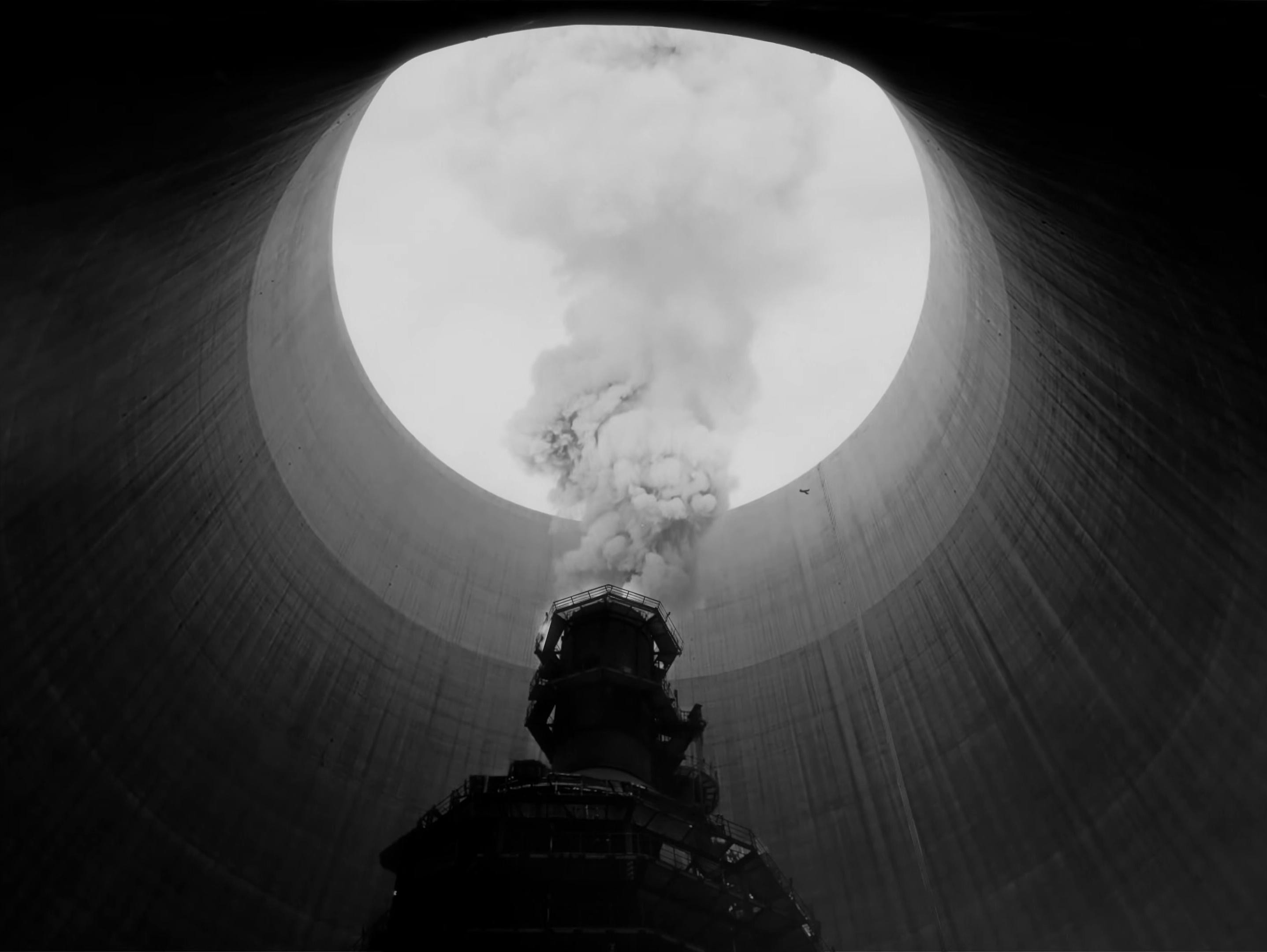 Illusions (2025) —  shot,  lighting