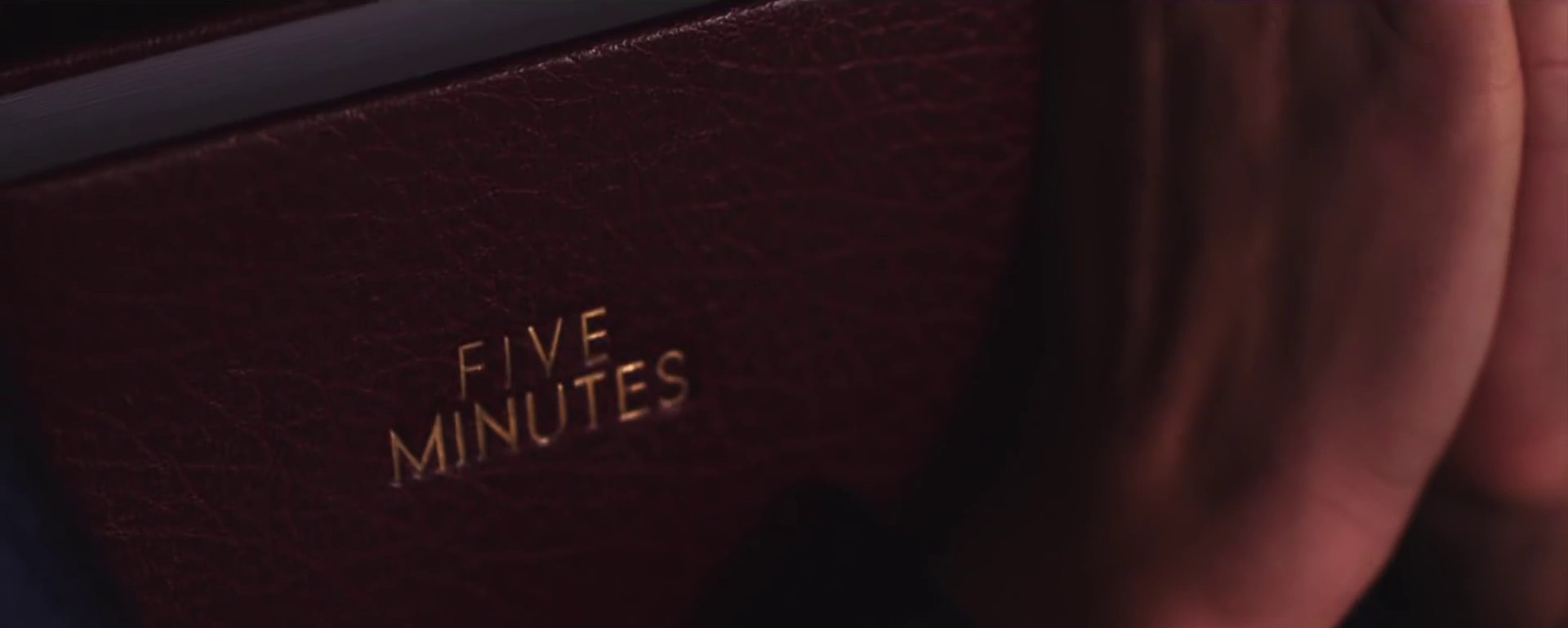 Five Minutes  (2015) —  shot,  lighting