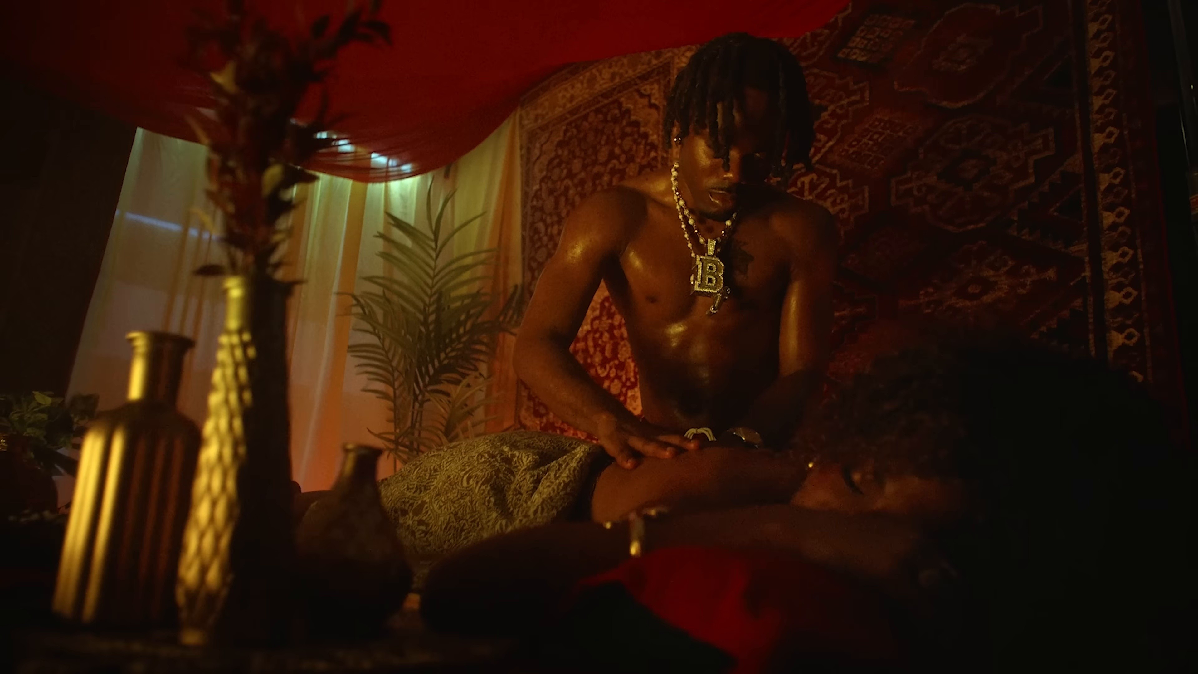 ADDICTED (2024) —  shot,  lighting