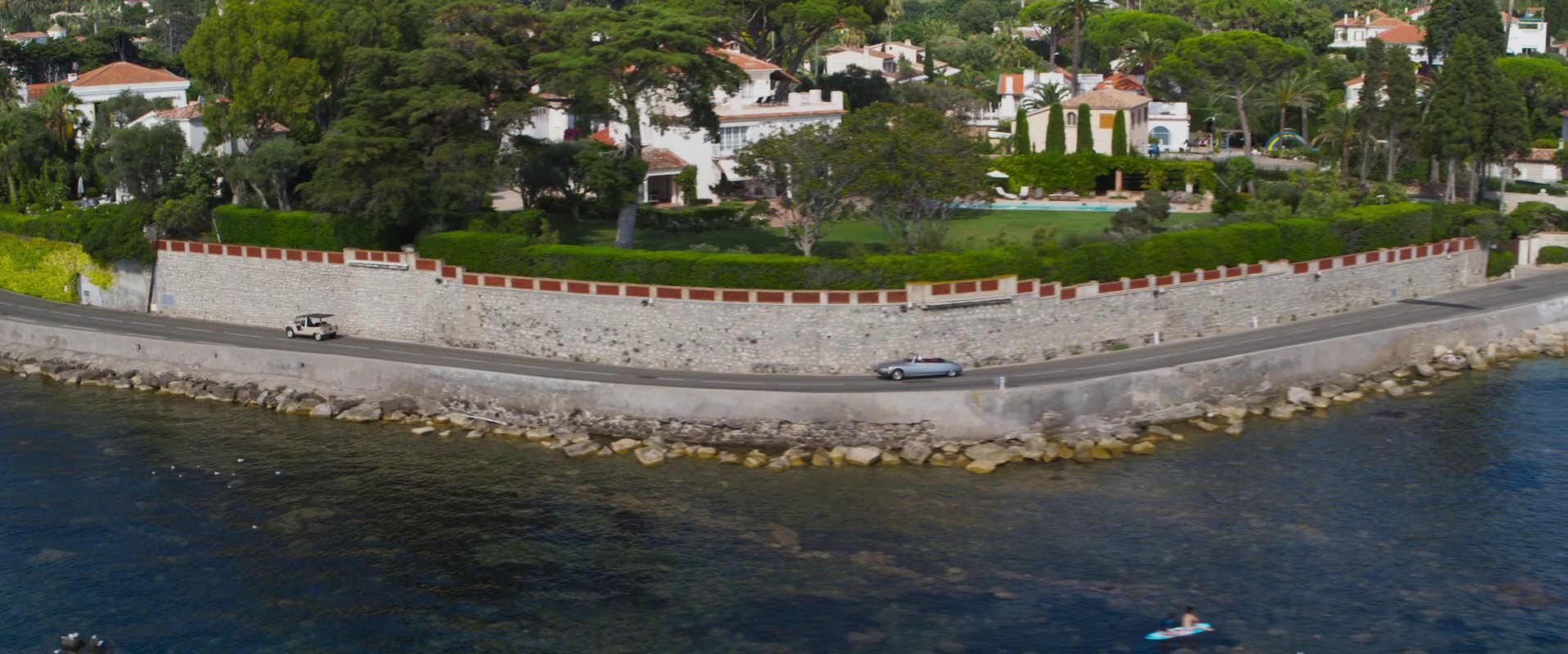 Mascarade (2022) —  shot,  lighting