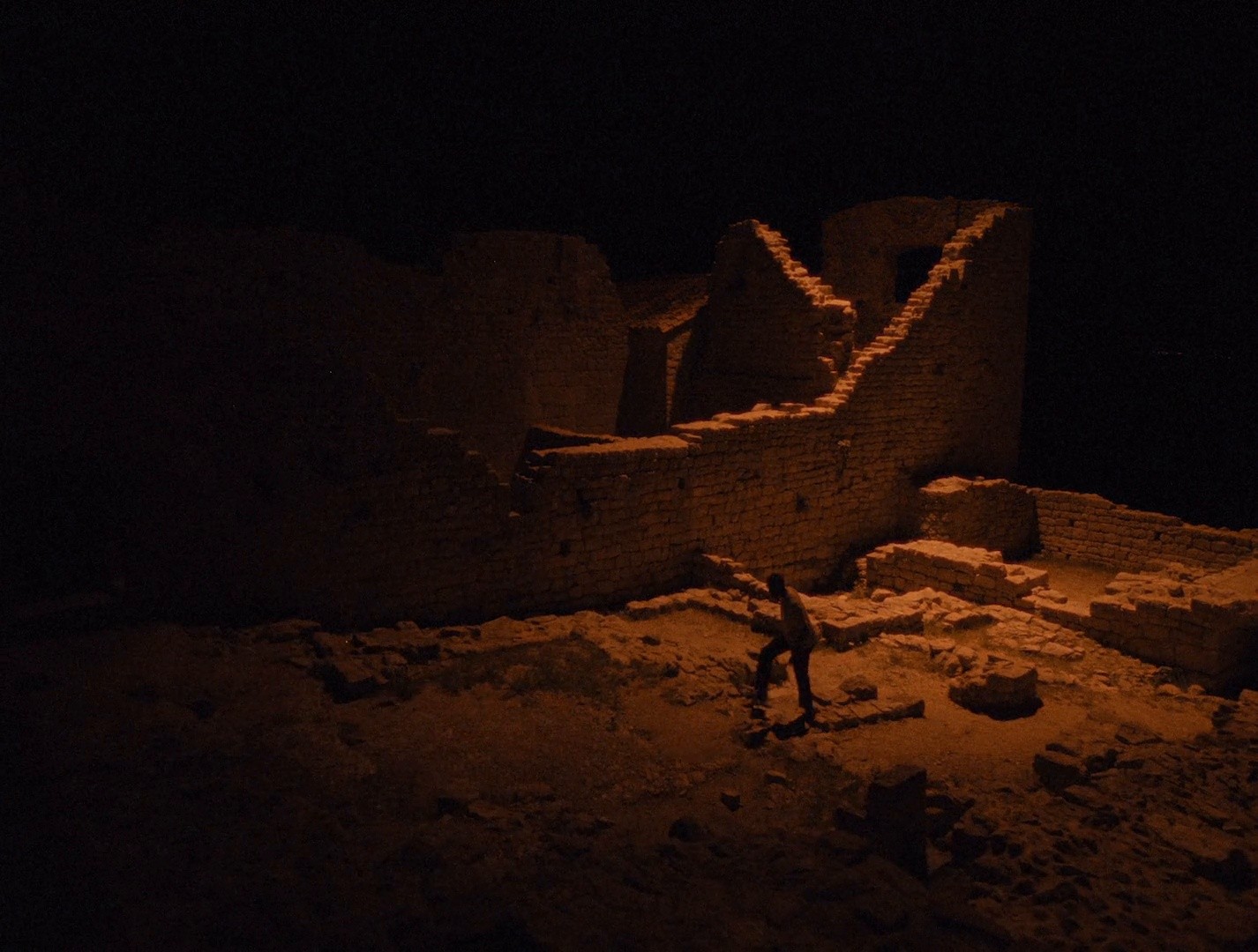 Solo by LOEWE (2024) —  shot,  lighting