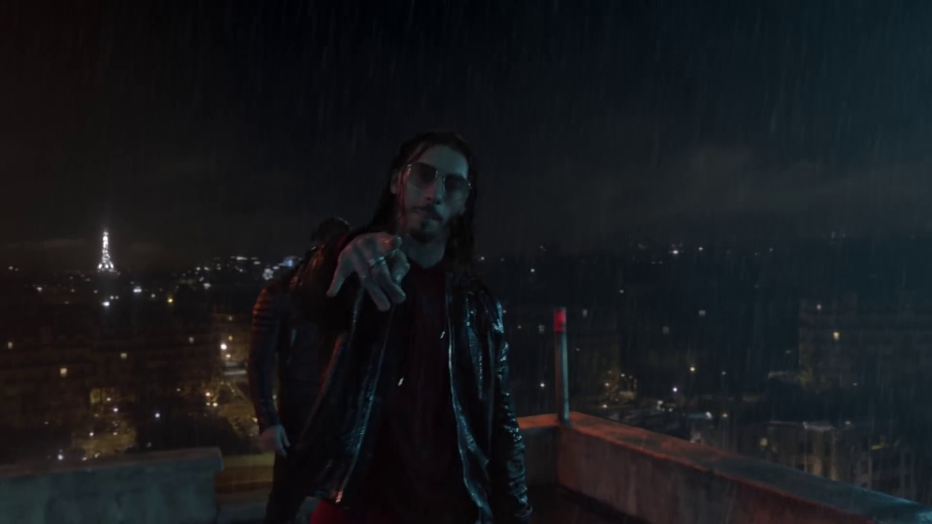 Au DD (2019) —  shot,  lighting