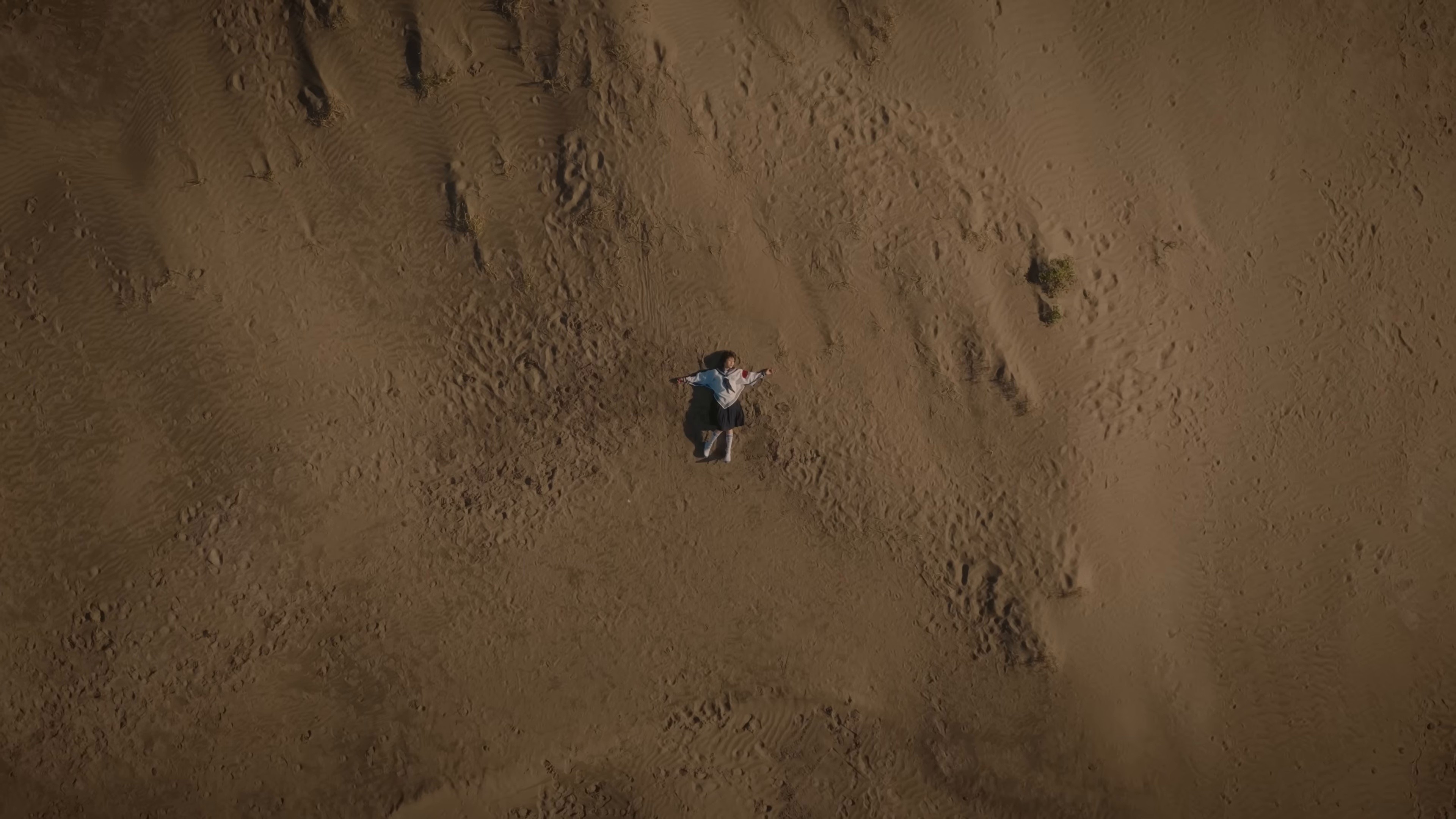 Sailor, Sail On (2025) —  shot,  lighting