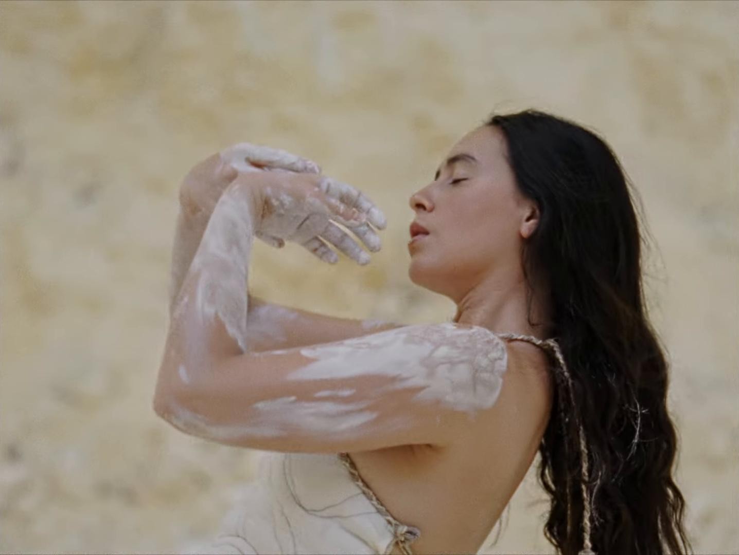 La Loba (2025) —  shot,  lighting