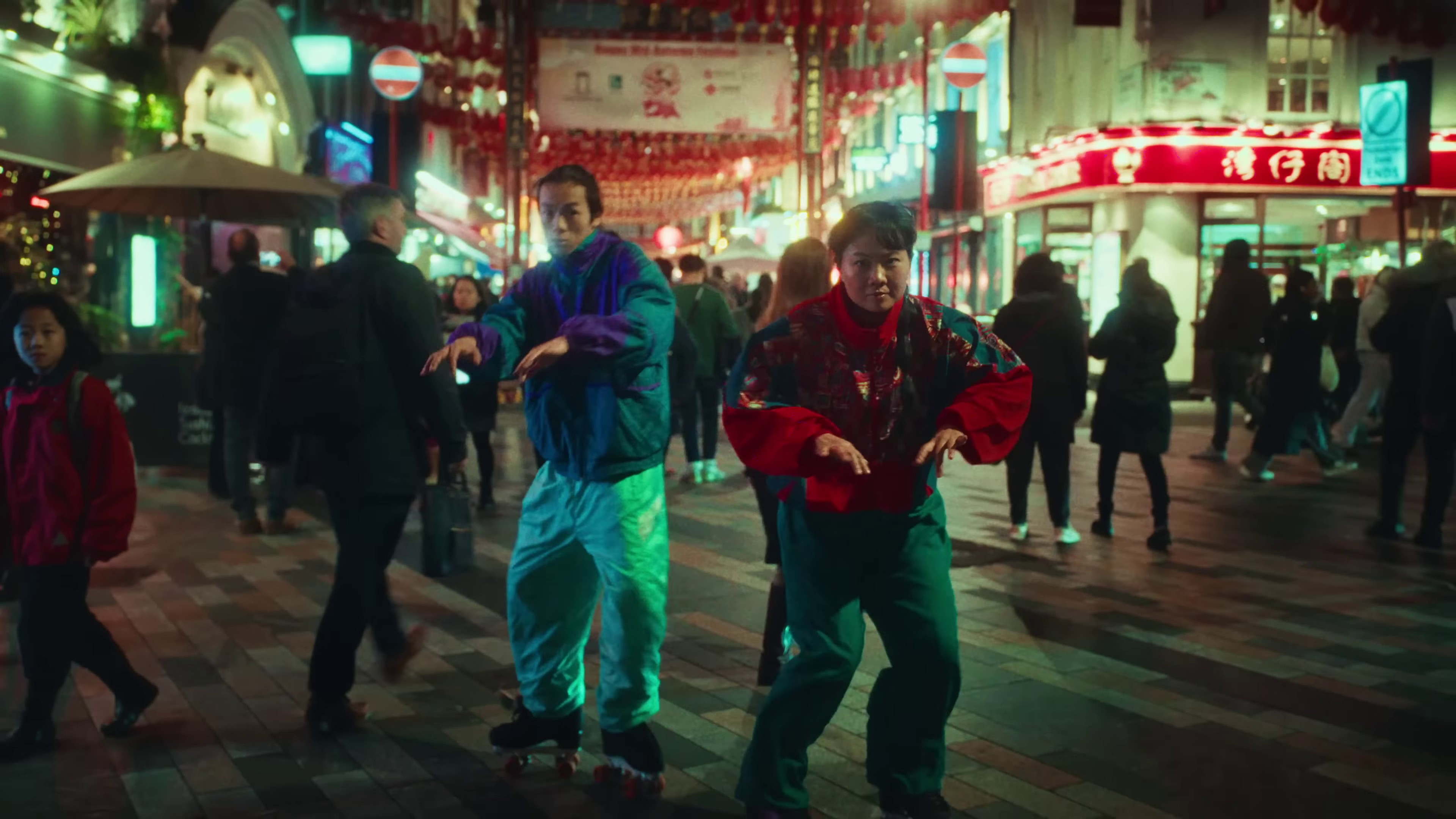 Beautiful People (Stay High) (2024) —  shot,  lighting