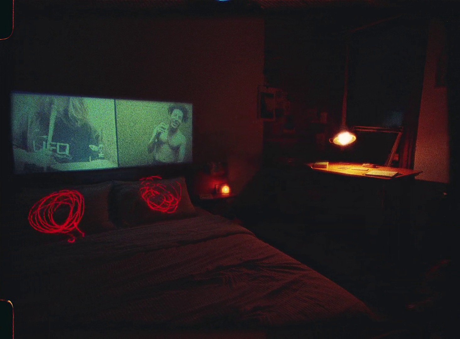 The Ceiling (2020) —  shot,  lighting