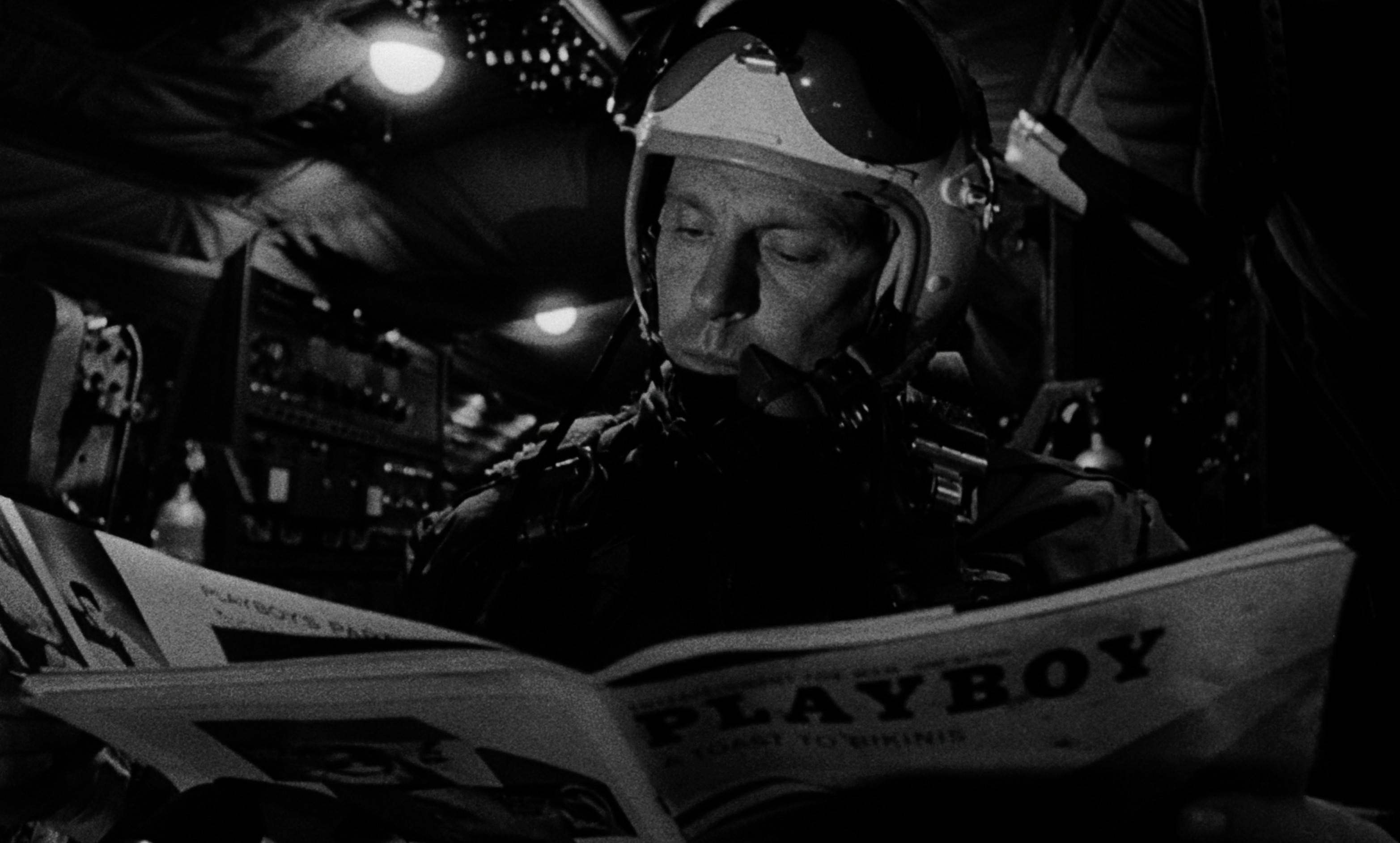 Dr. Strangelove or: How I Learned to Stop Worrying and Love the Bomb (1964) —  shot,  lighting