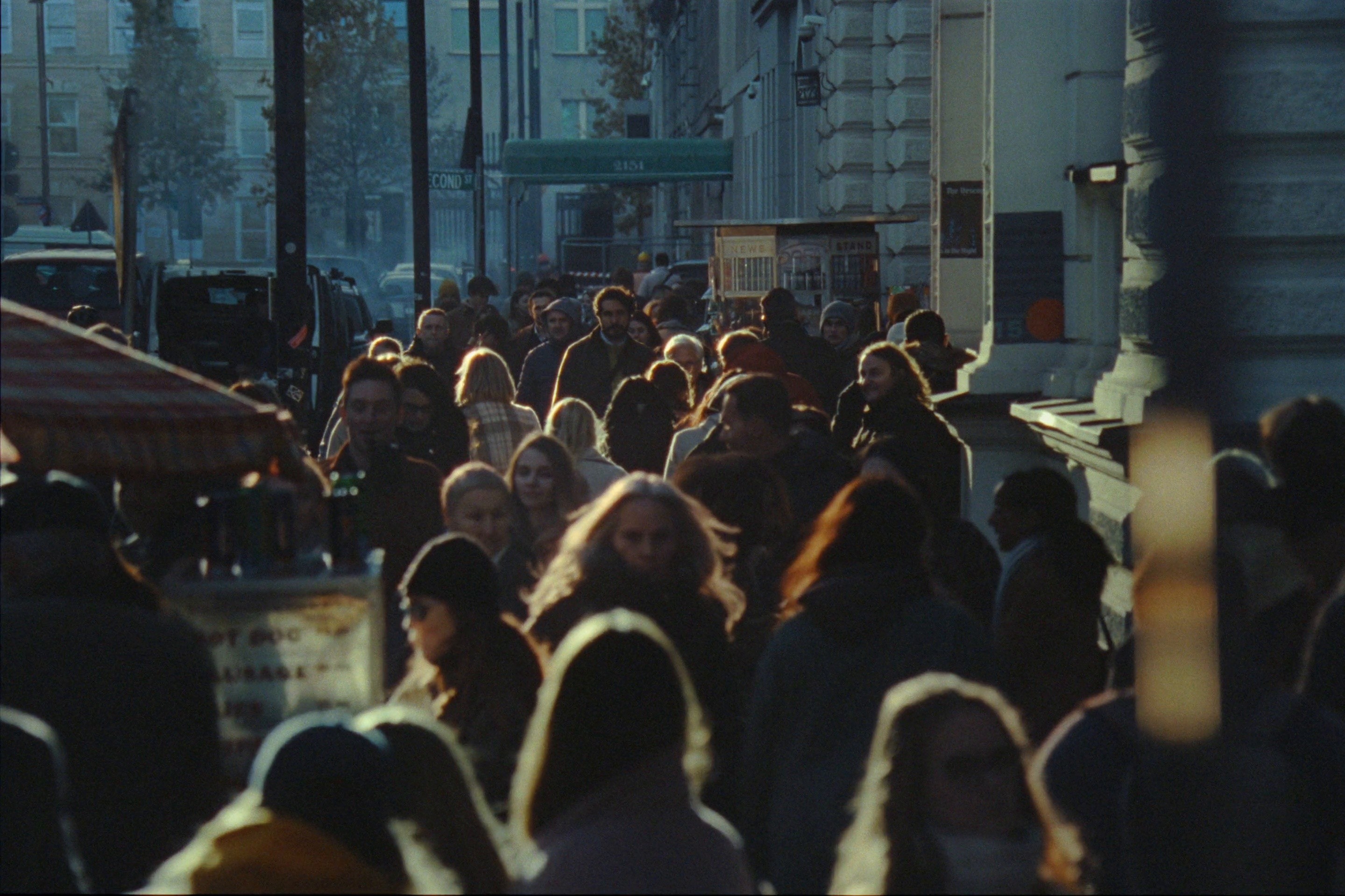 Linkedin - Rise (2025) —  shot,  lighting