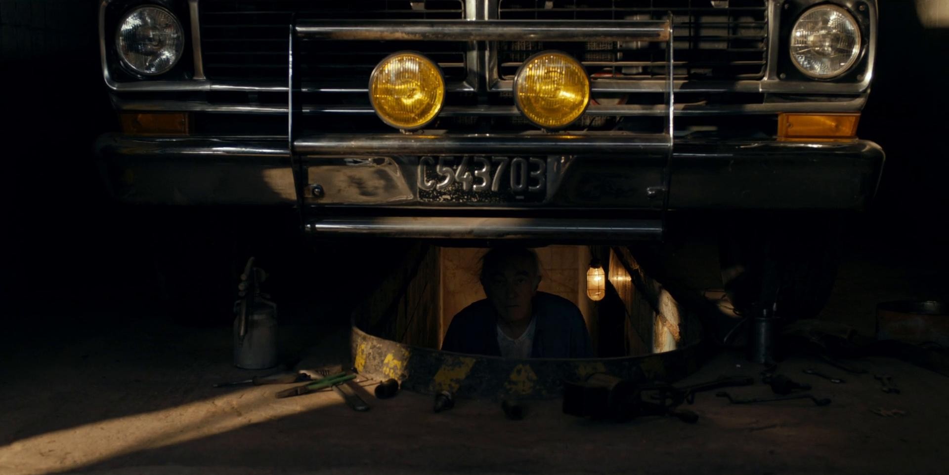 Don Satur (2016) —  shot,  lighting