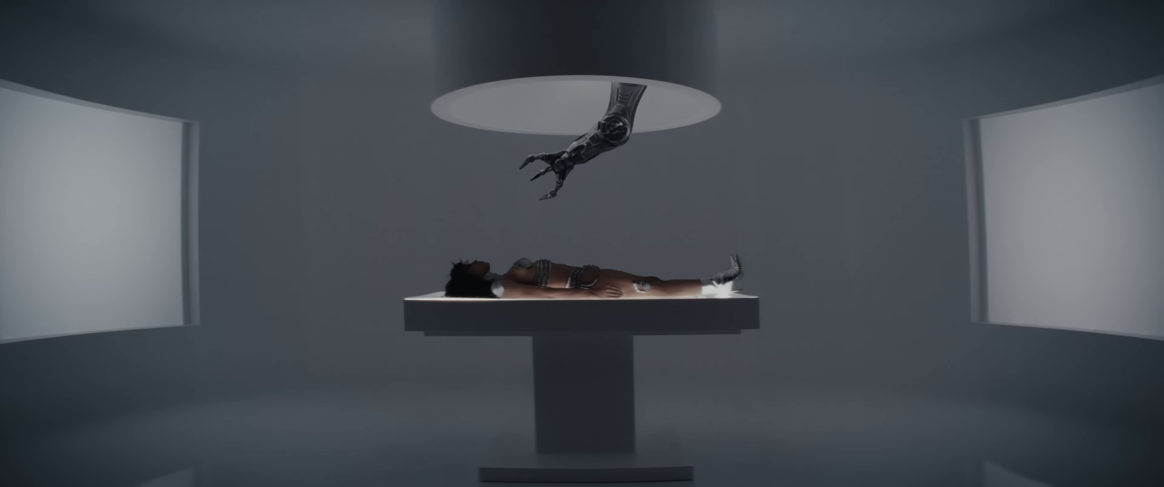 Green Lights (2024) —  shot,  lighting