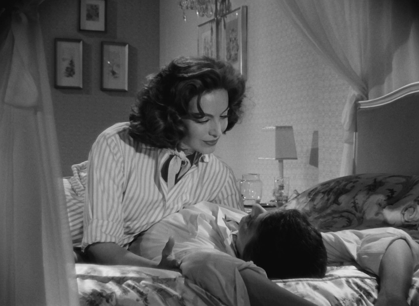 Fever Mounts at El Pao (1959) —  shot,  lighting