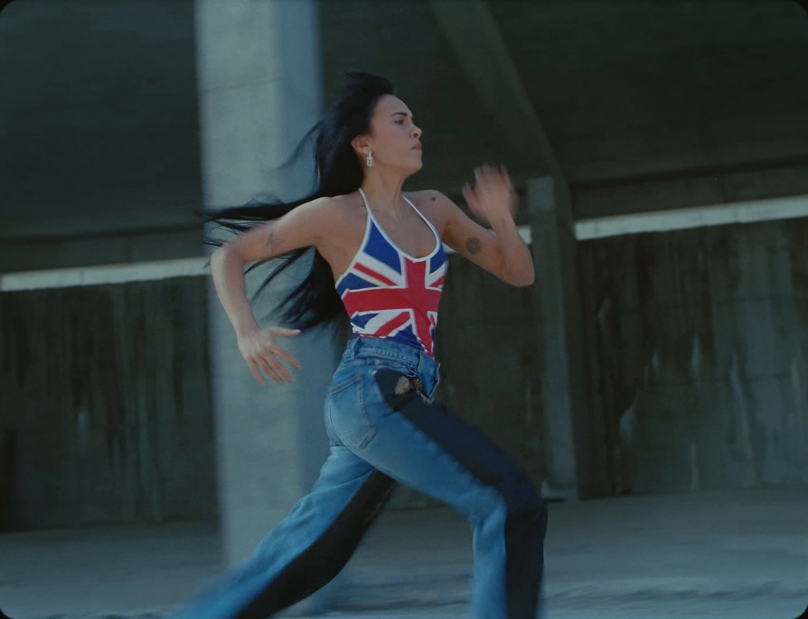 SEGUNDO INTENTO (2025) —  shot,  lighting