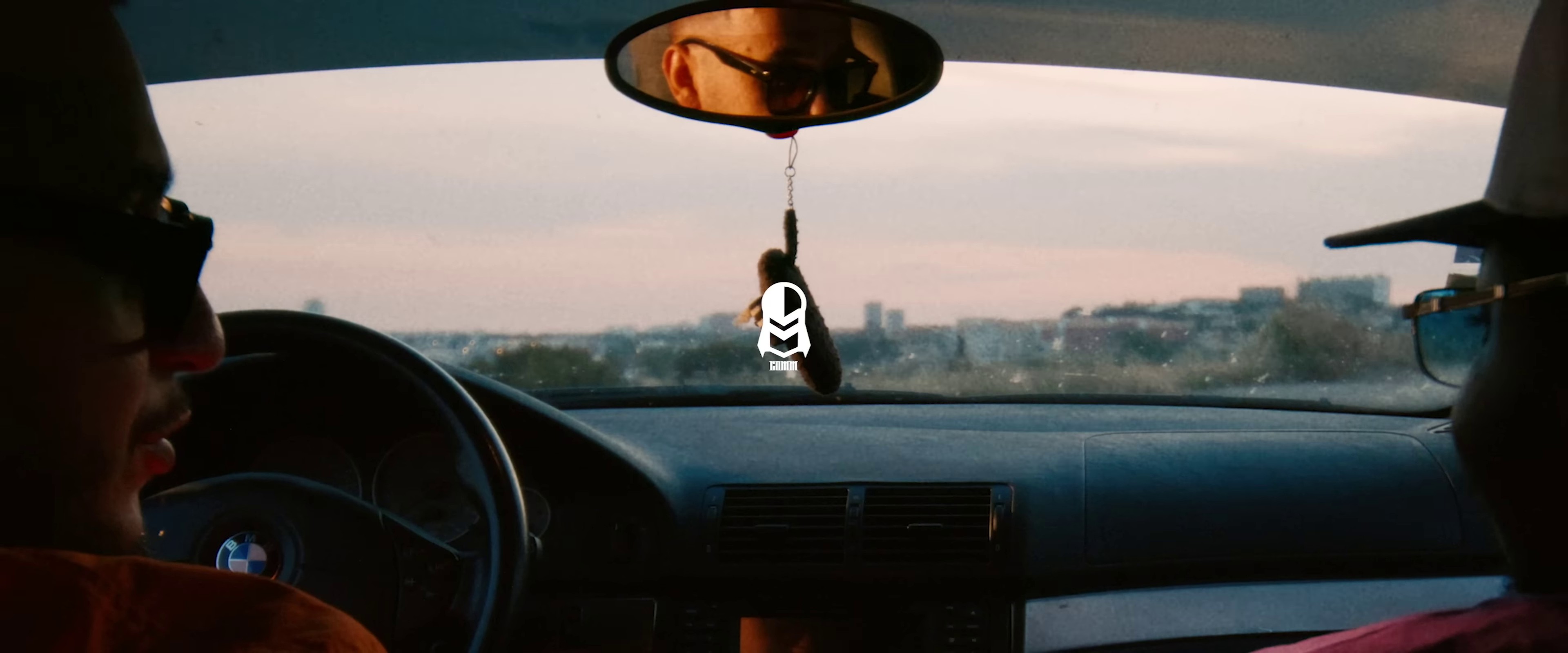 Favel (2023) —  shot,  lighting