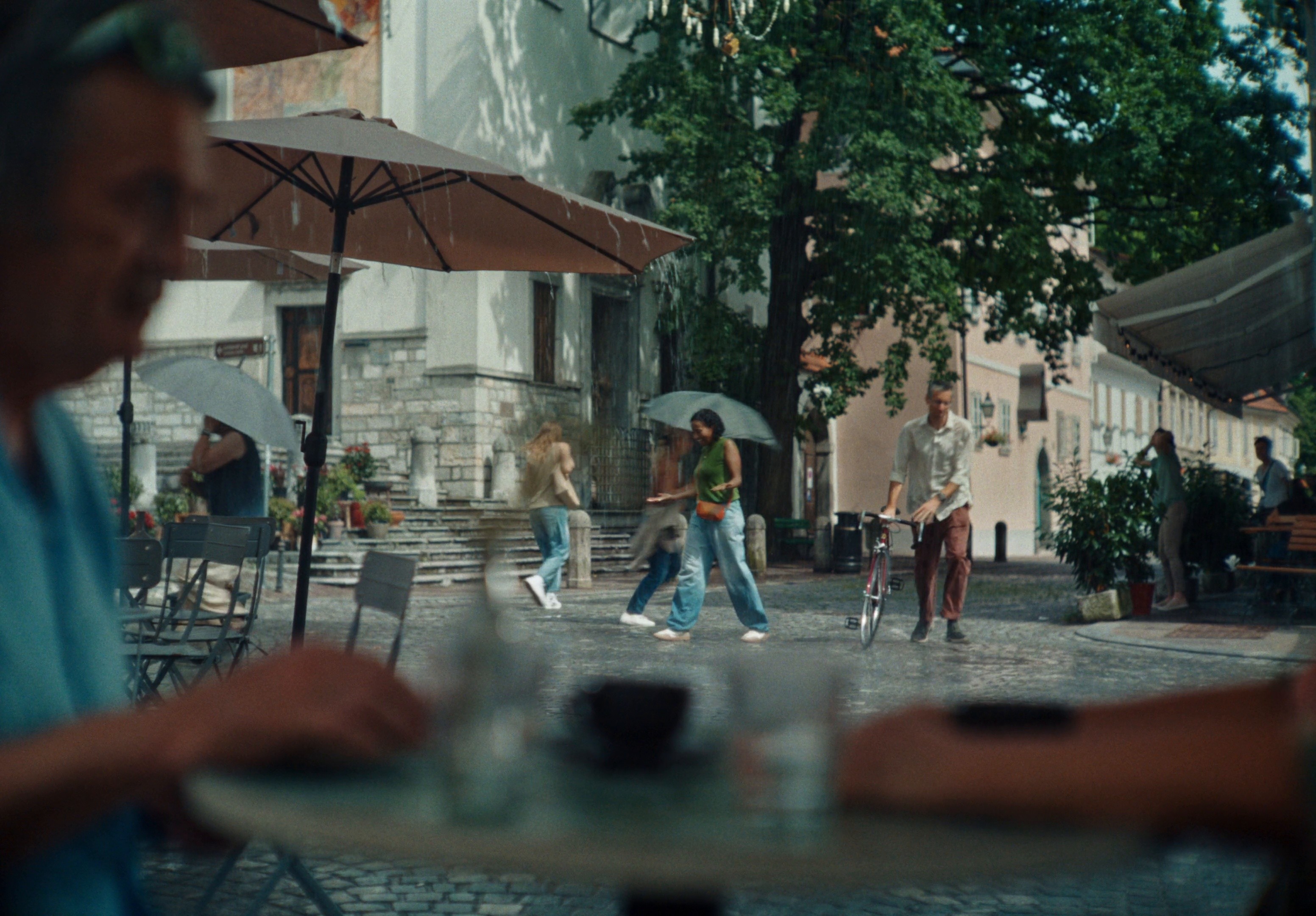 Parship - Let's date happy - Campaign 2024 (2024) —  shot,  lighting