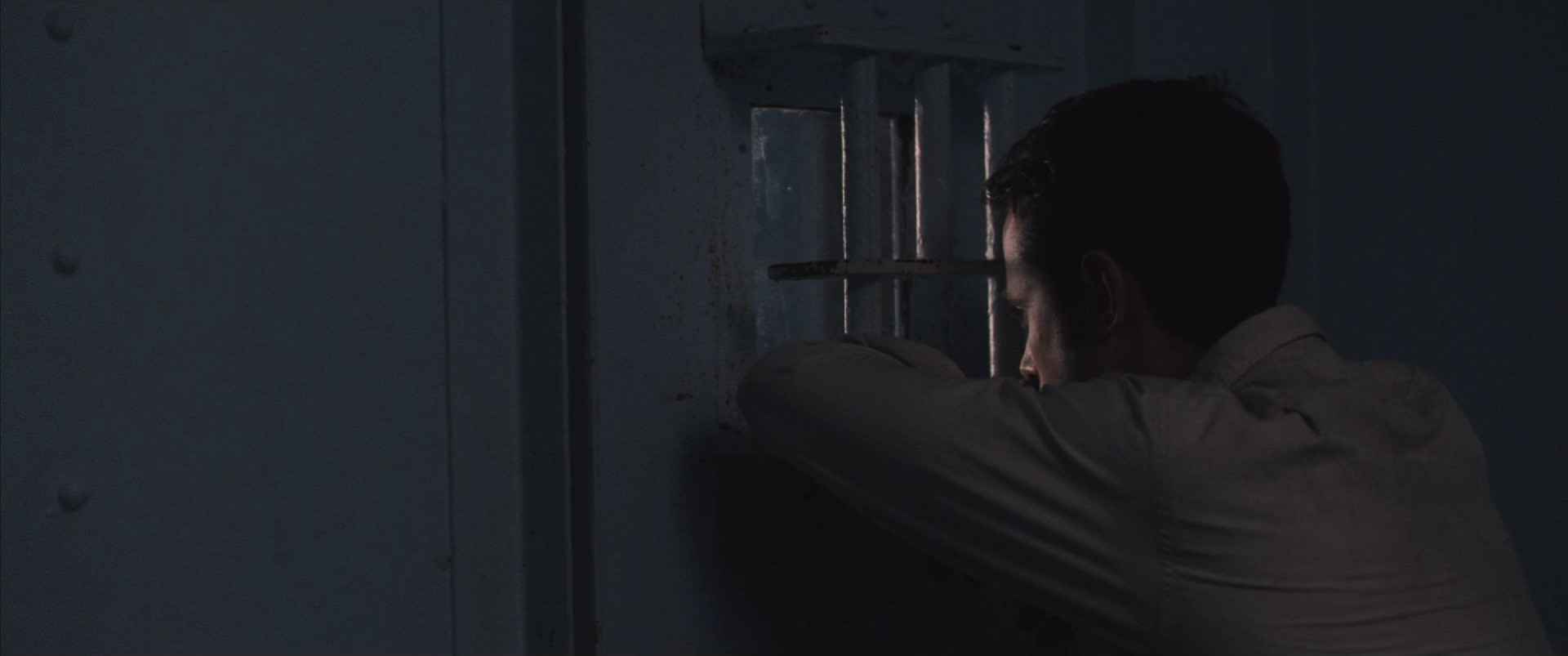 Ain't Them Bodies Saints (2013) —  shot,  lighting