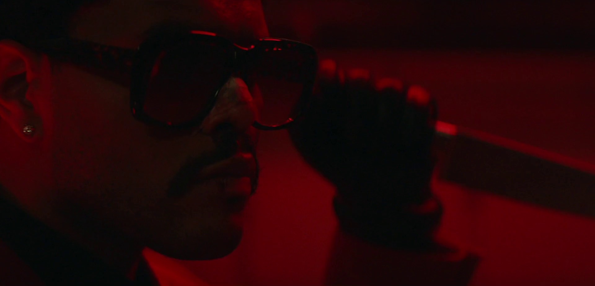 In your eyes  (2018) —  shot,  lighting