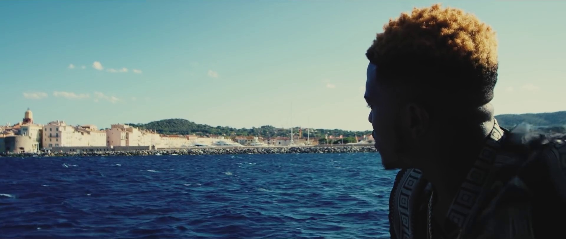 Salé (2017) —  shot,  lighting