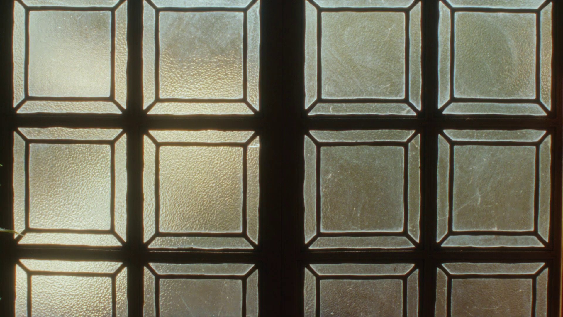 Itch (2022) —  shot,  lighting