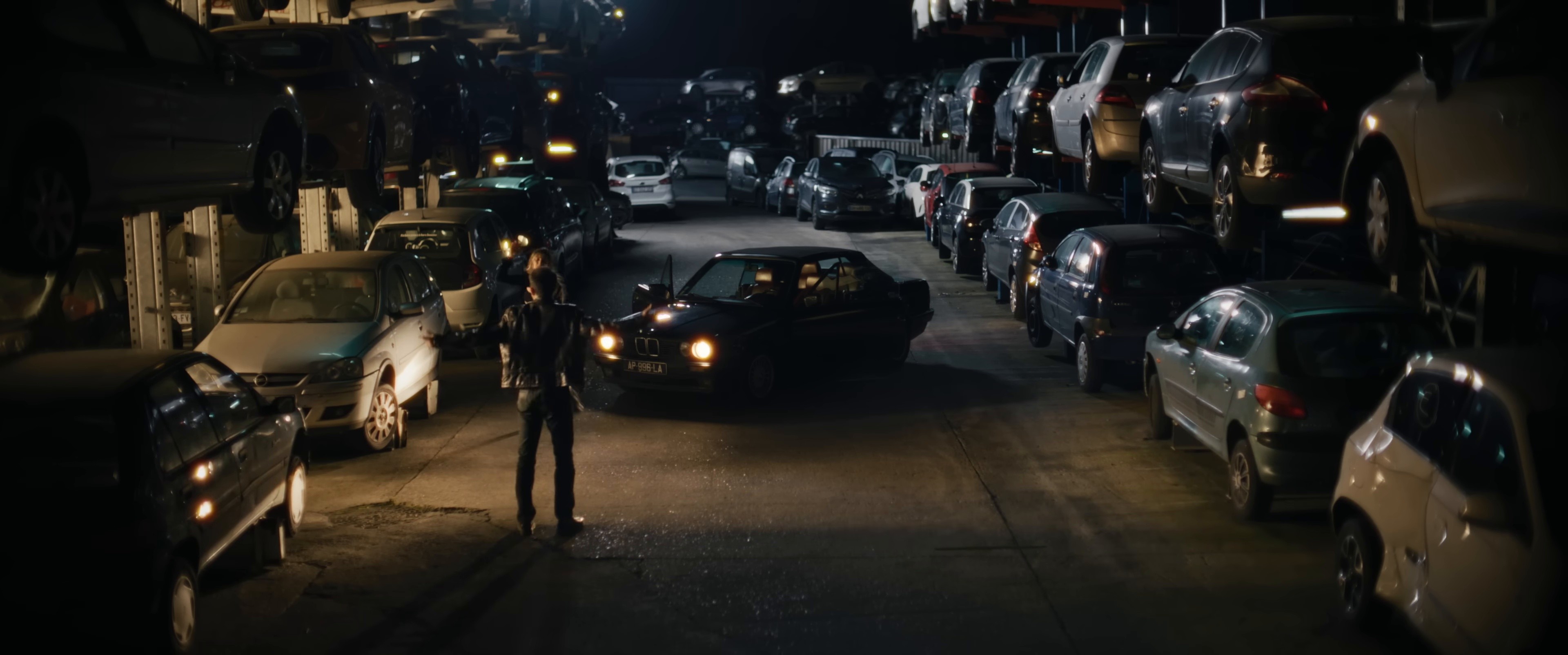 Comme des loups (2024) —  shot,  lighting