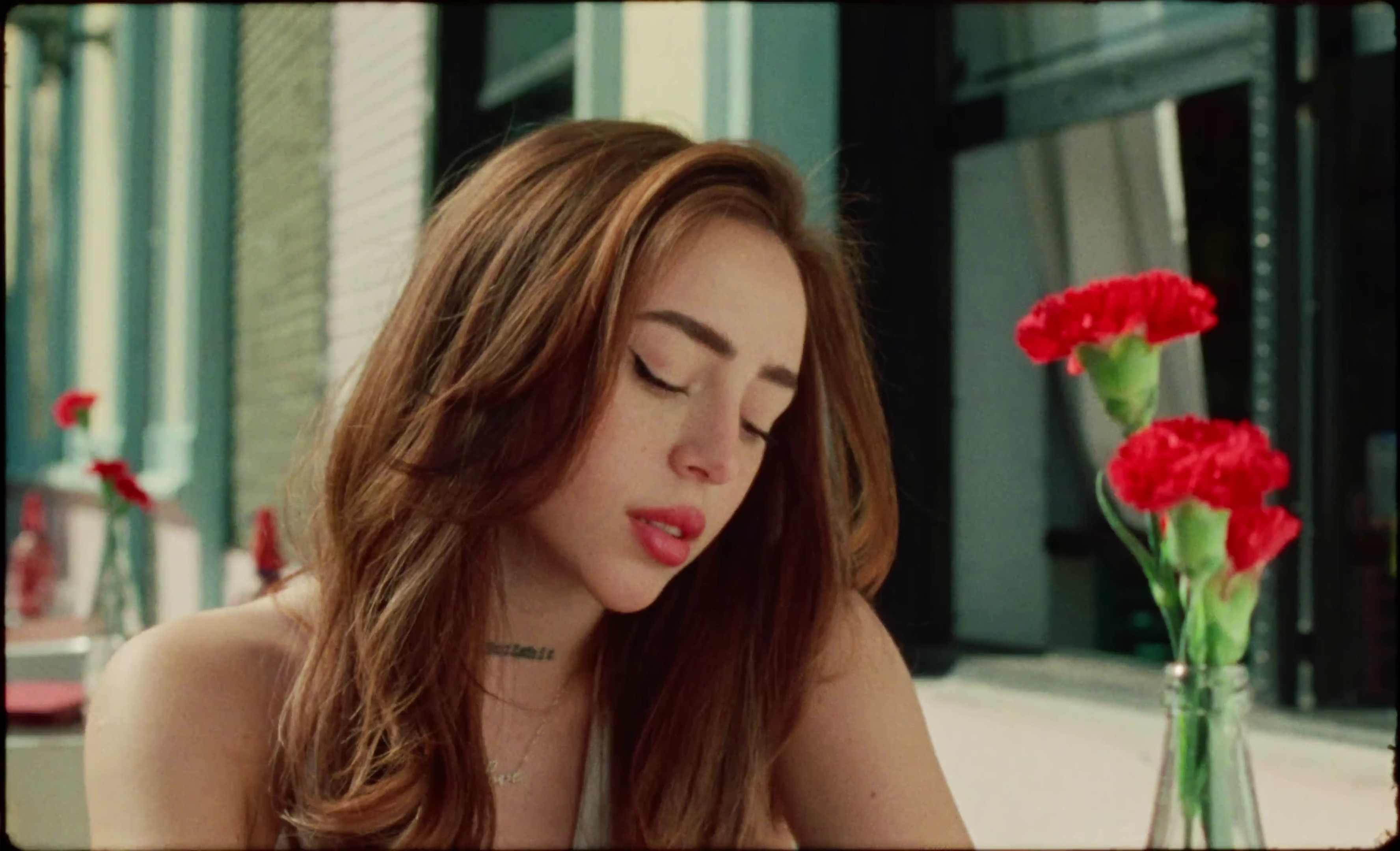 Ojos Verdes (2024) —  shot,  lighting