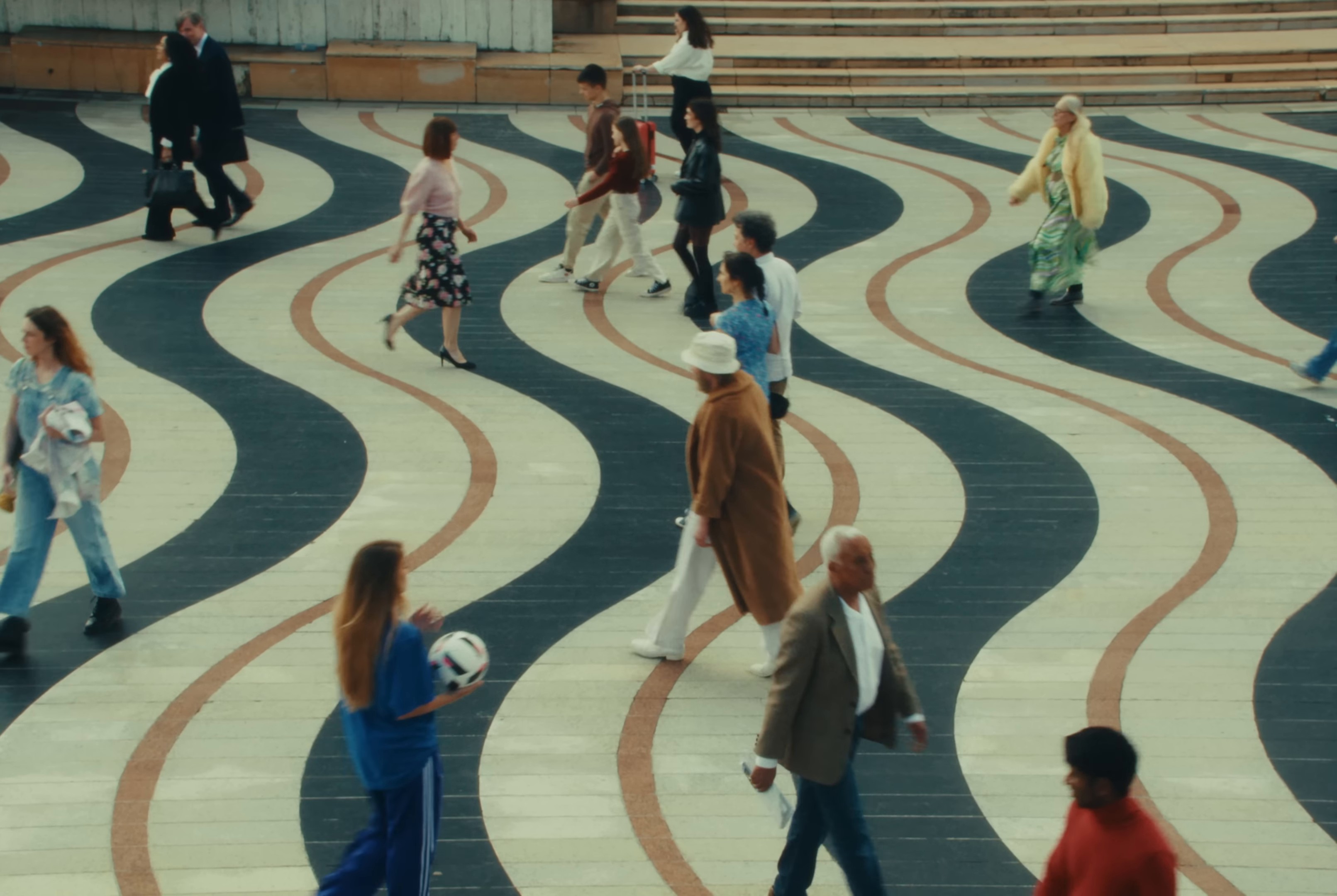 Sous mon bob (2024) —  shot,  lighting