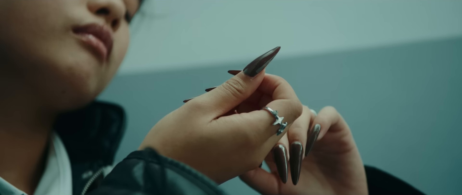 Discothèque Inside My Head (2024) —  shot,  lighting