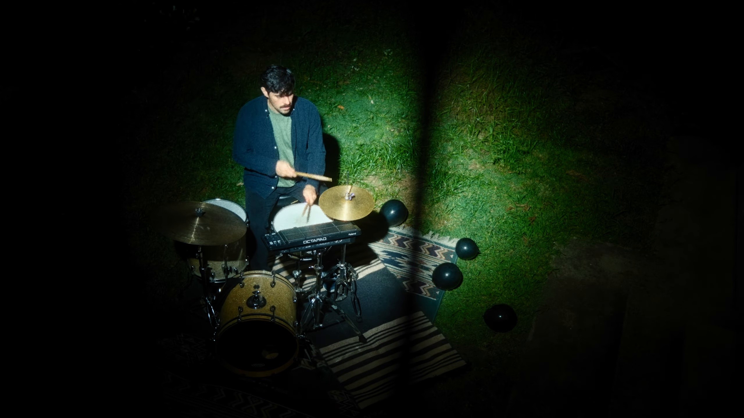 Matizo (2025) —  shot,  lighting