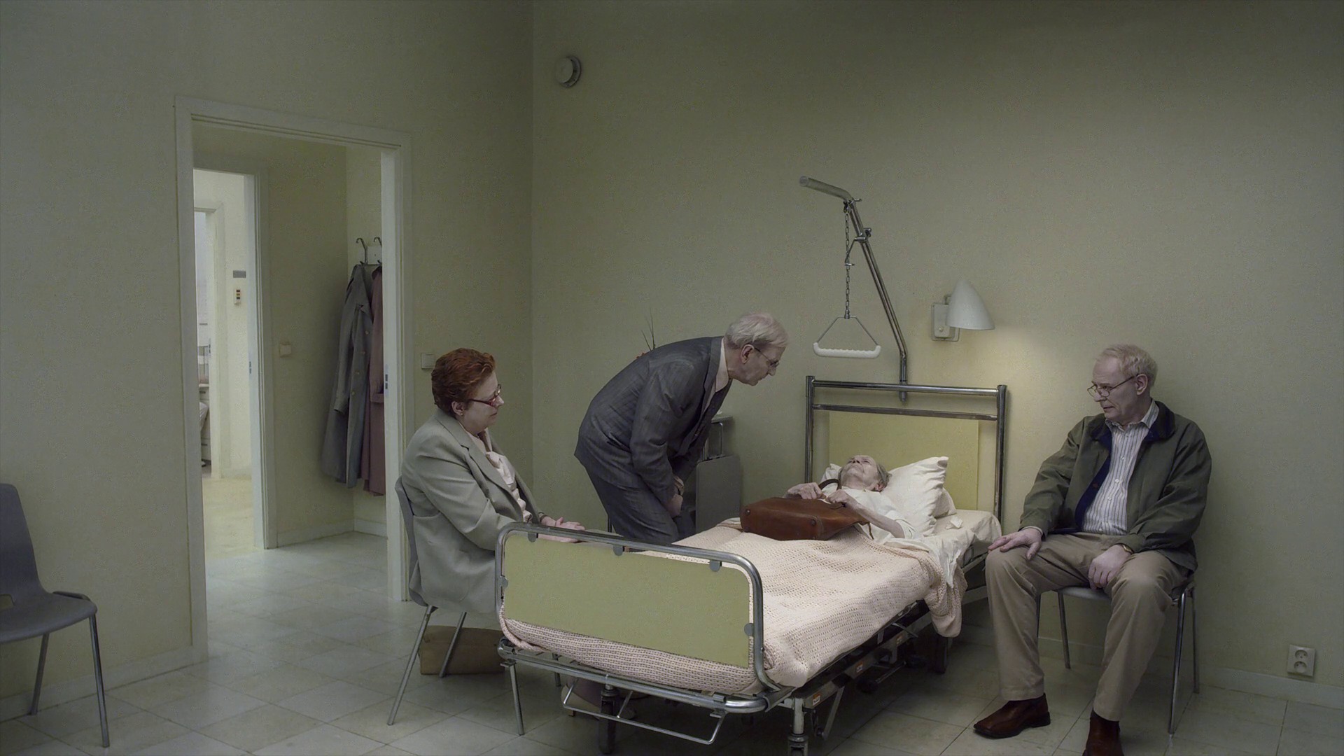 A Pigeon Sat on a Branch Reflecting on Existence (2014) —  shot,  lighting